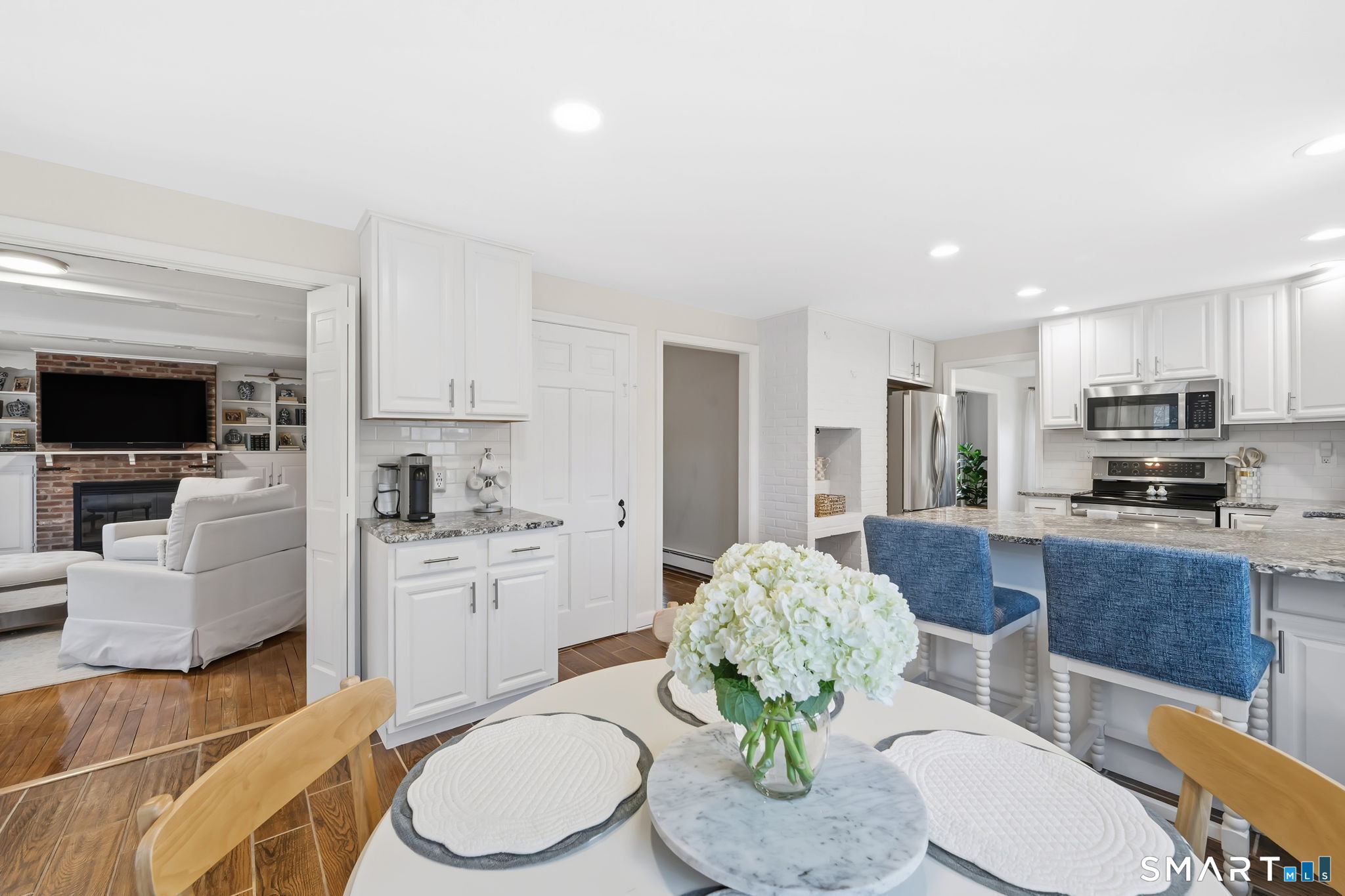 Homes for sale in Windsor, CT | 16 Cornfield Rd, Windsor, CT 06095 | MLS# 24149969