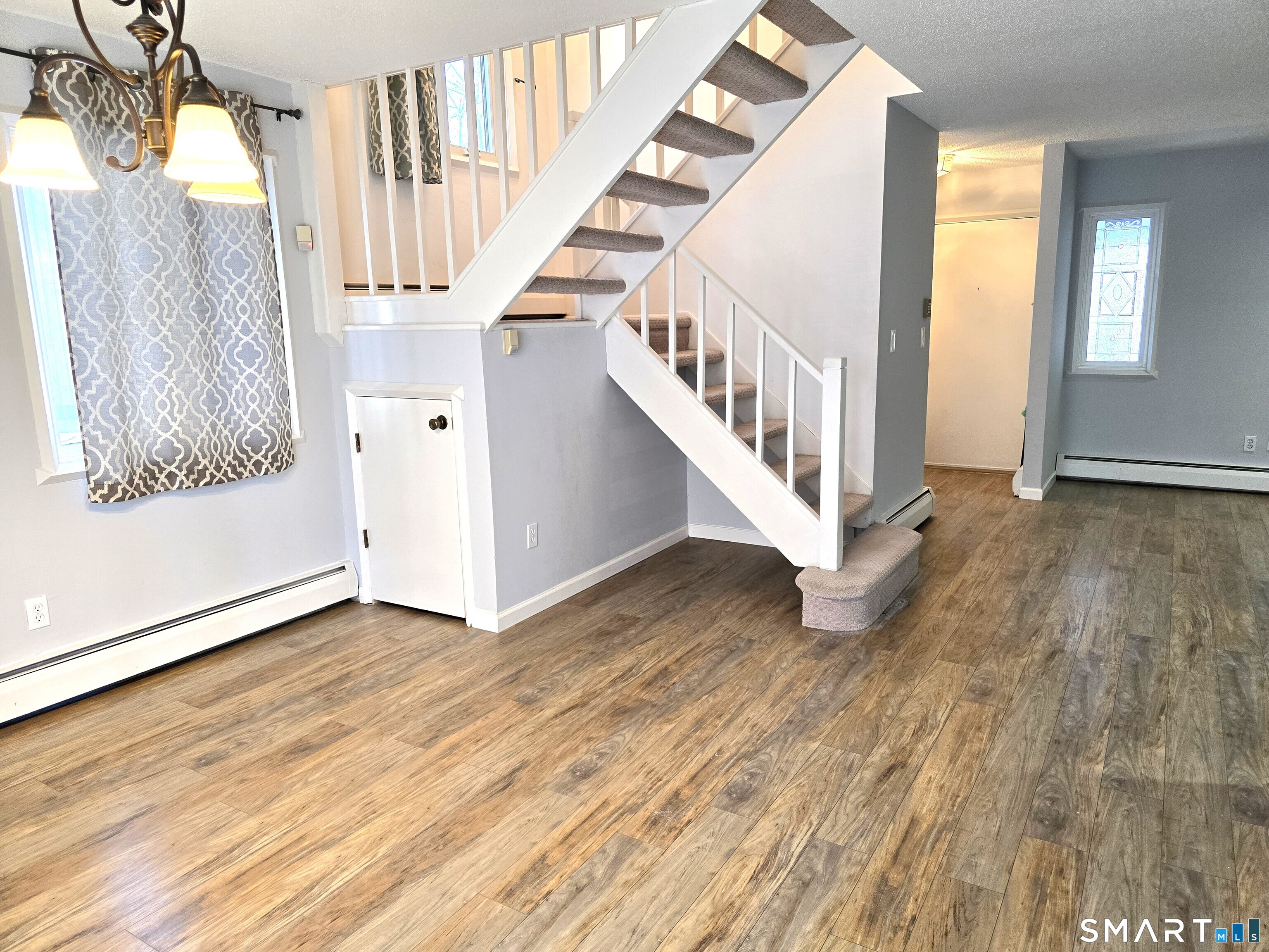 Photo 8 of 7 Staunton Court, Farmington, CT