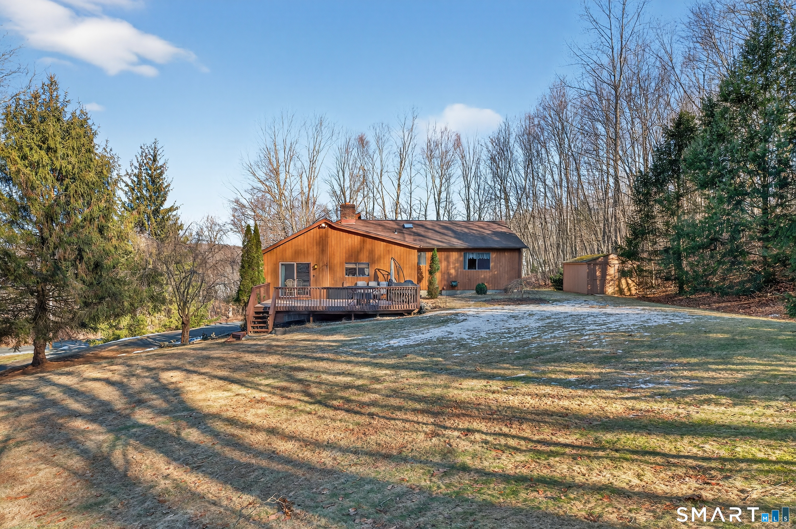 Homes for sale in Oxford, CT | 28 Oakcrest Rd, Oxford, CT 06478 | MLS# 24149982