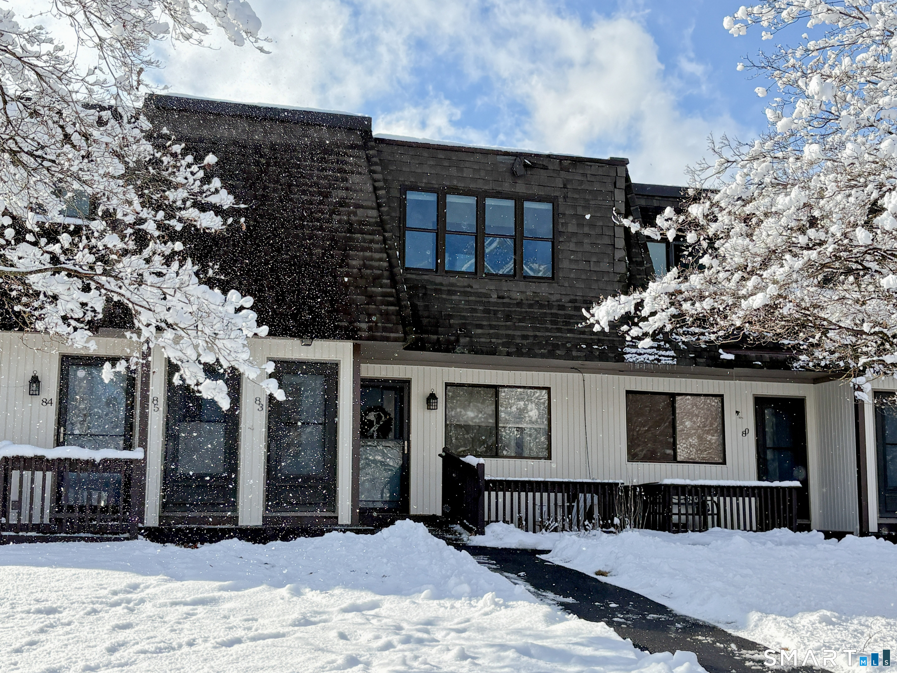 Photo 18 of 83 Landing Circle, Suffield, CT