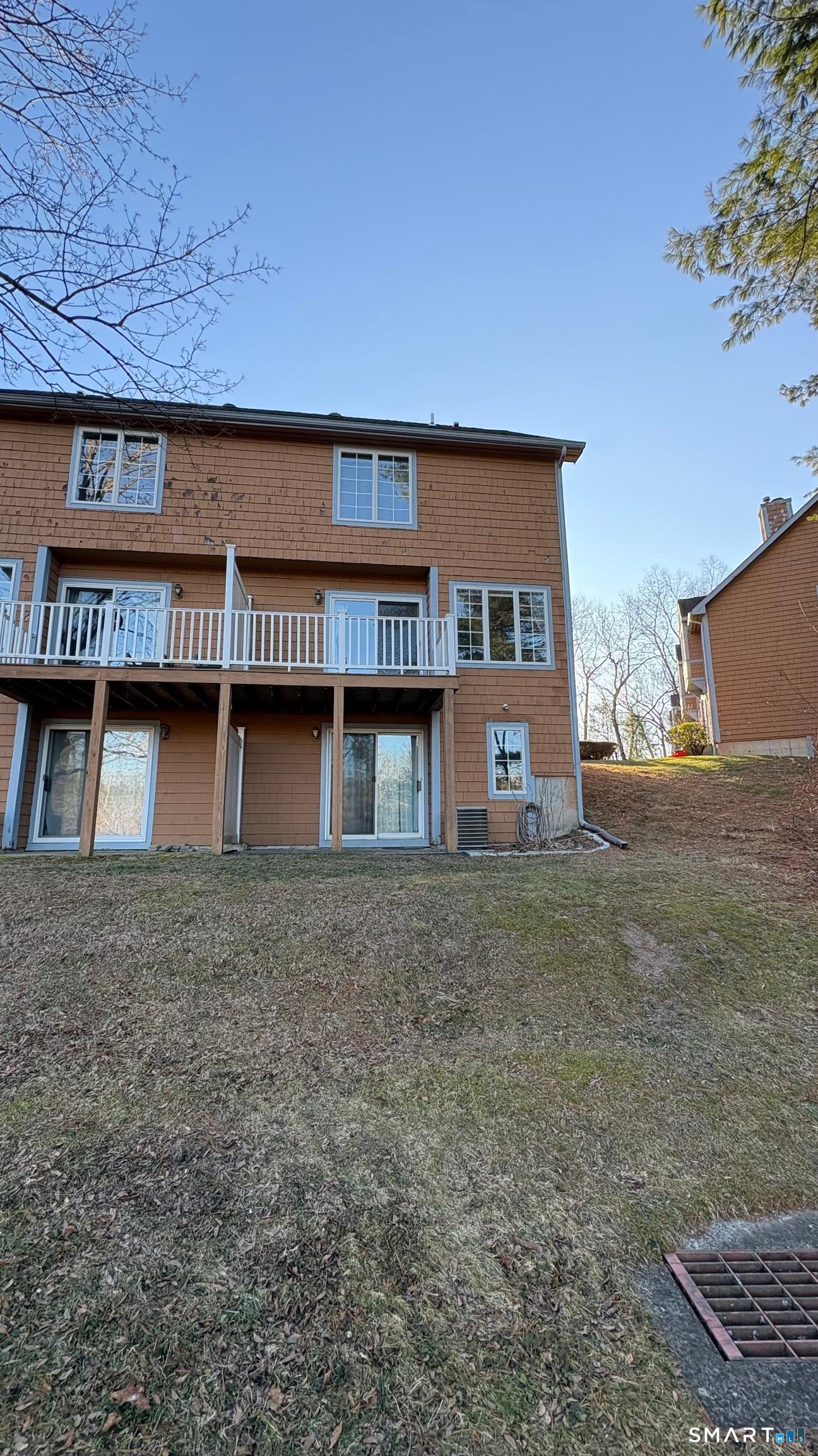 Photo 27 of 26 Julia Court, East Windsor, CT