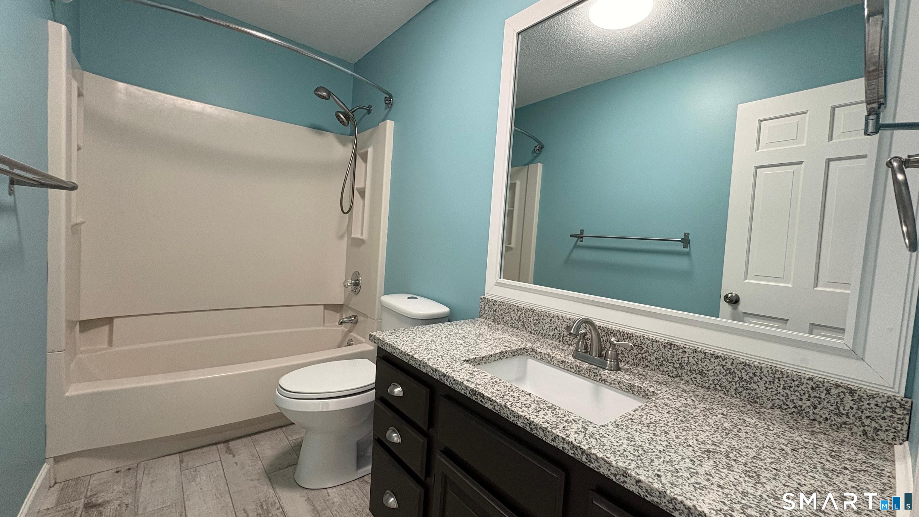 Photo 18 of 26 Julia Court, East Windsor, CT