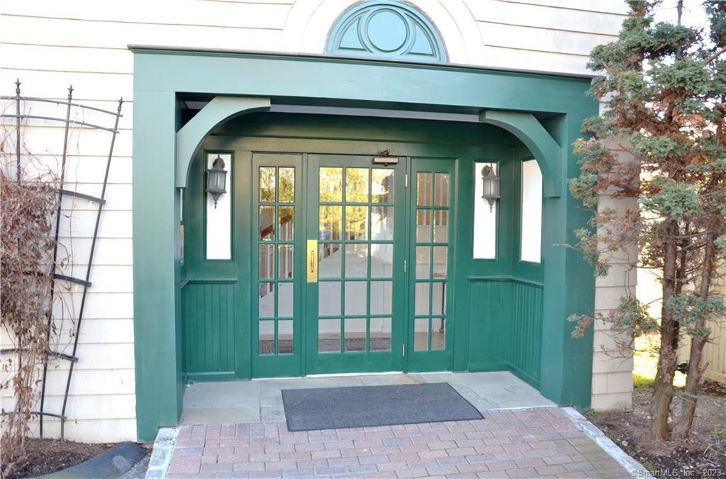 Photo 4 of 365 Westport Avenue, Norwalk, CT