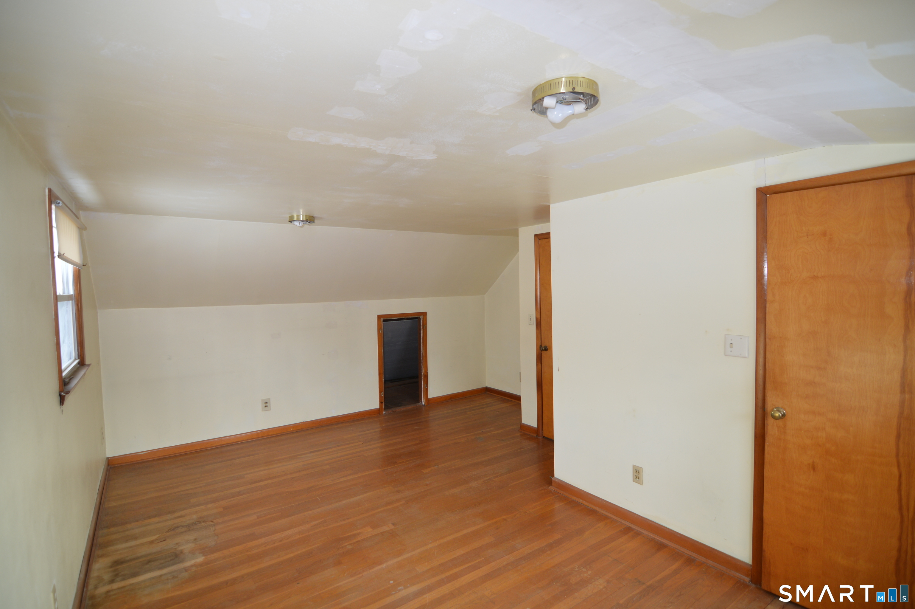 Homes for sale in Stratford, CT | 120 Chelsea St, Stratford, CT 06615 | MLS# 24148336