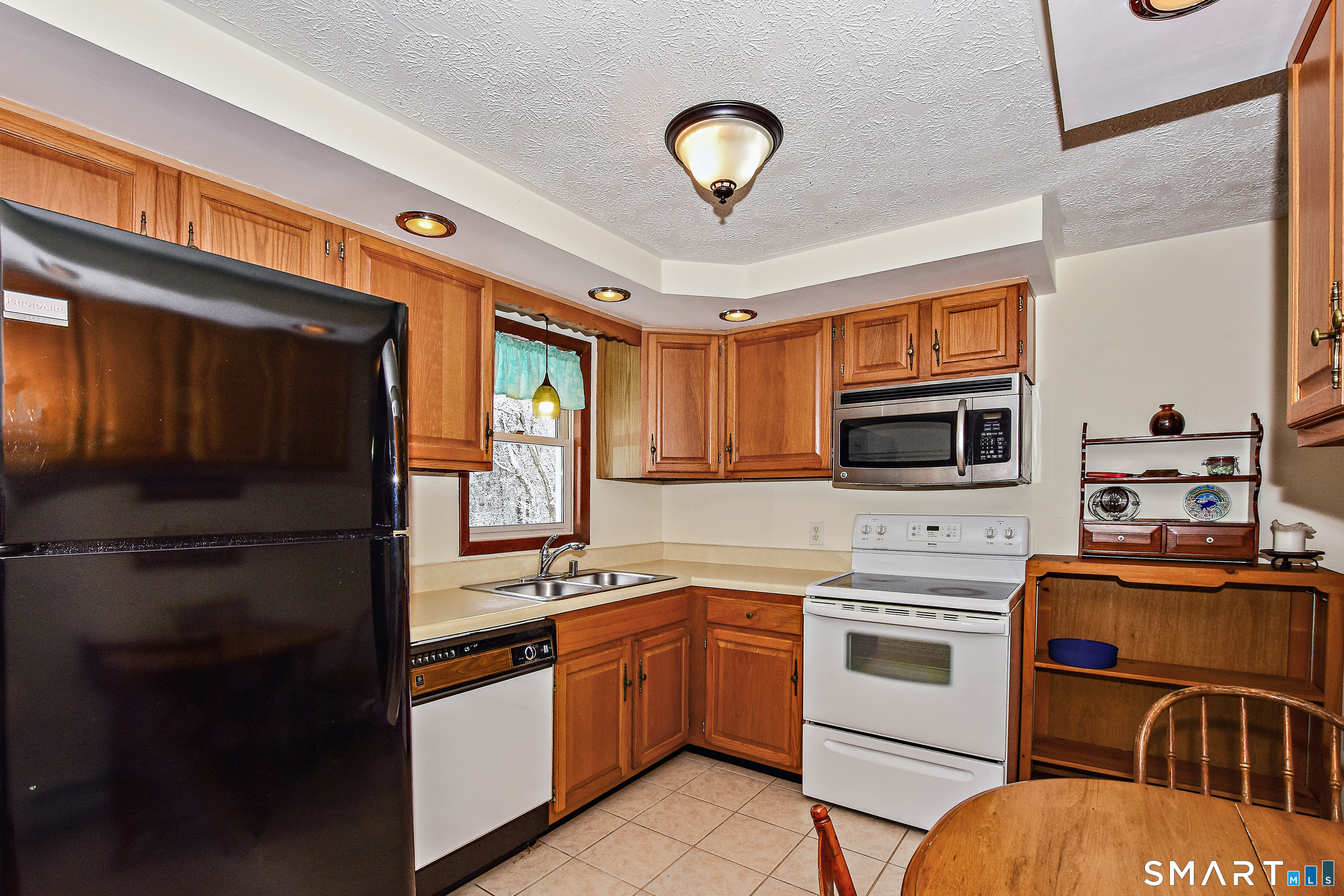 Photo 3 of 275 Moosup Pond Road, Plainfield, CT