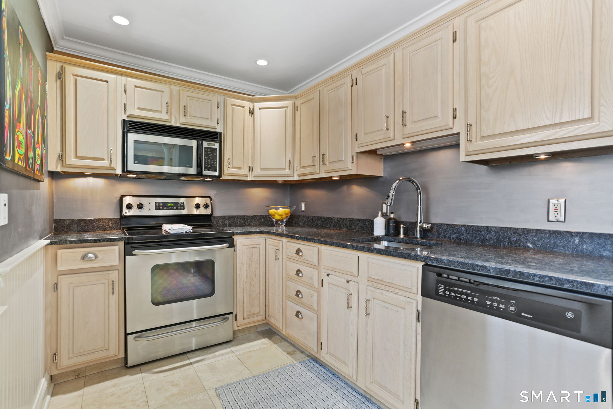 Photo 6 of 125 Heritage Hill Road, New Canaan, CT