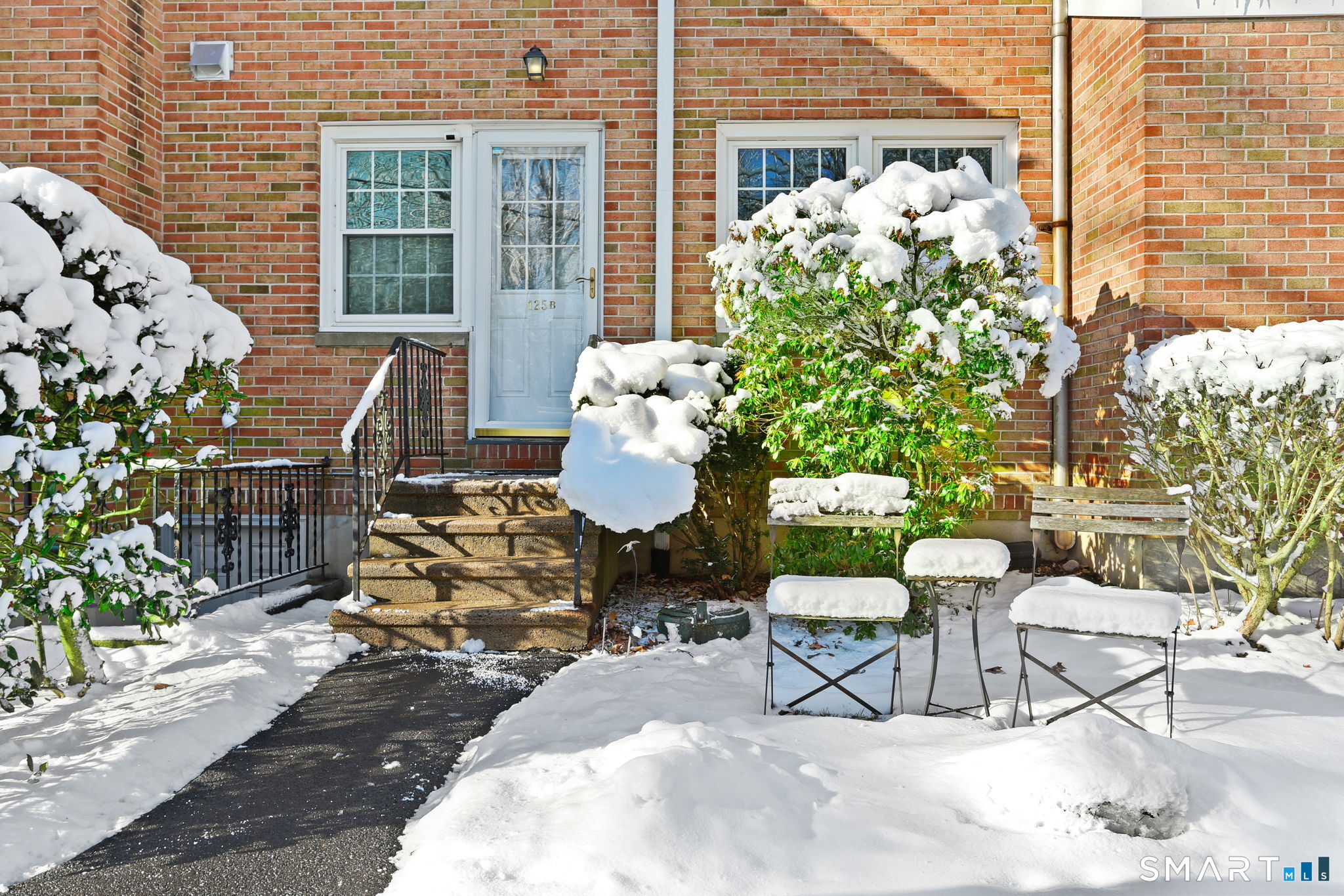 Homes for sale in New Canaan, CT | 125 Heritage Hill Rd #APT B, New Canaan, CT 06840 | MLS# 24149507