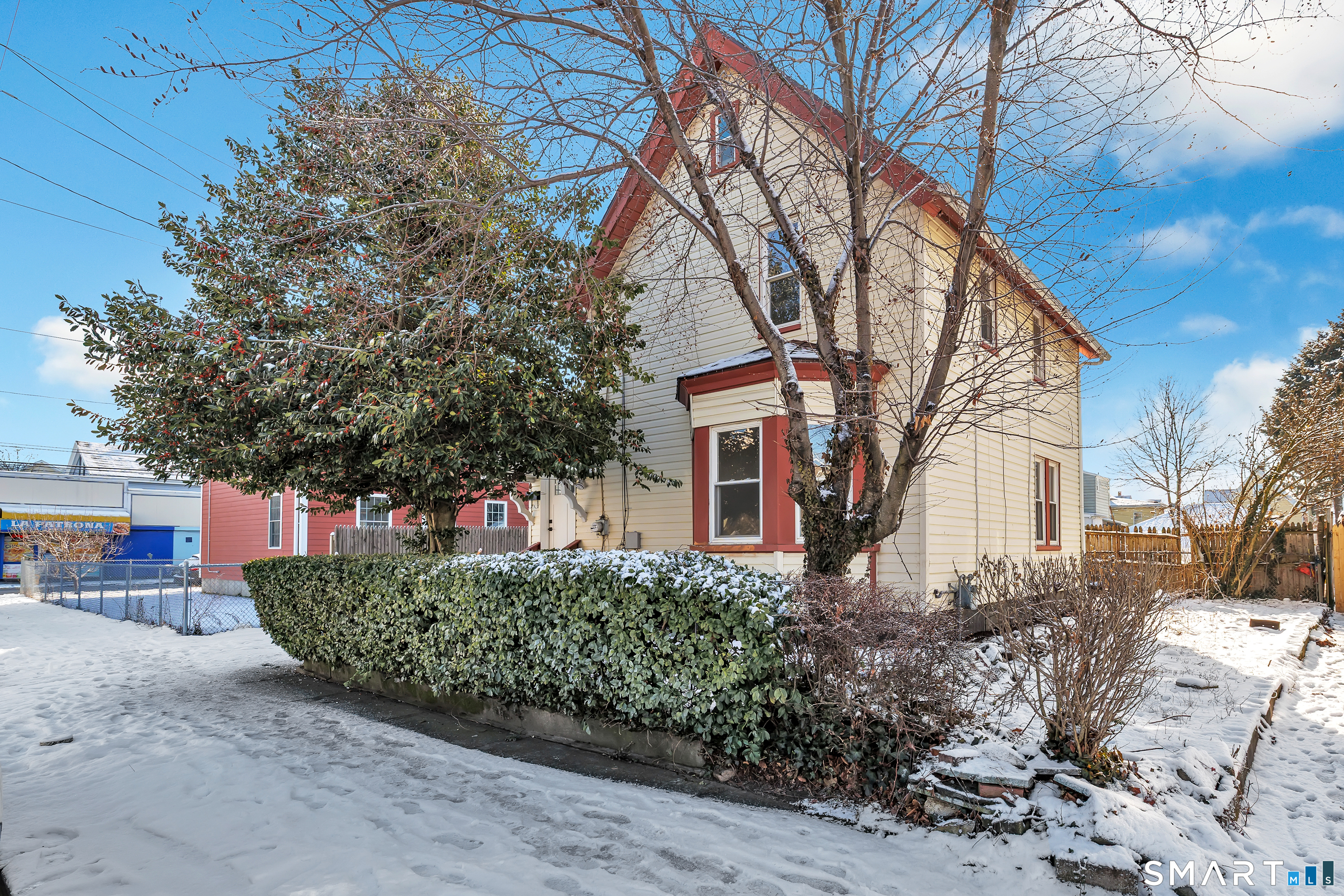 Homes for sale in Bridgeport, CT | 252 Shelton St, Bridgeport, CT 06608 | MLS# 24149949