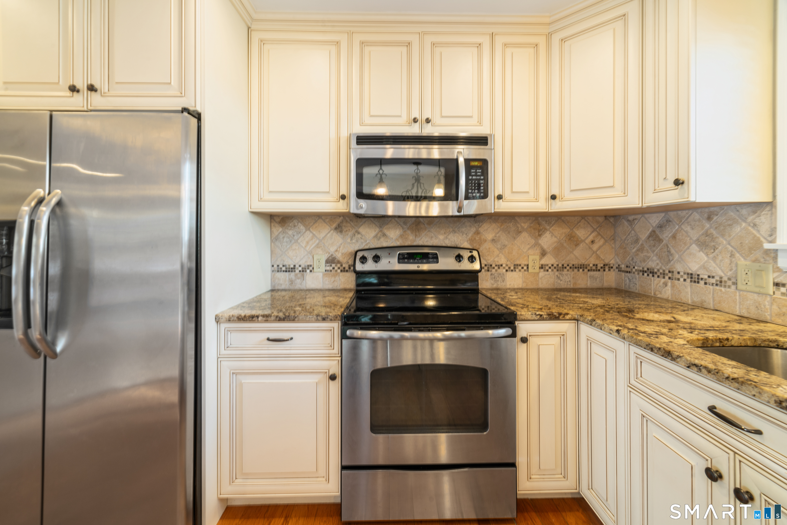 Homes for sale in Southbury, CT | 595 Heritage Vlg #A, Southbury, CT 06488 | MLS# 24149941