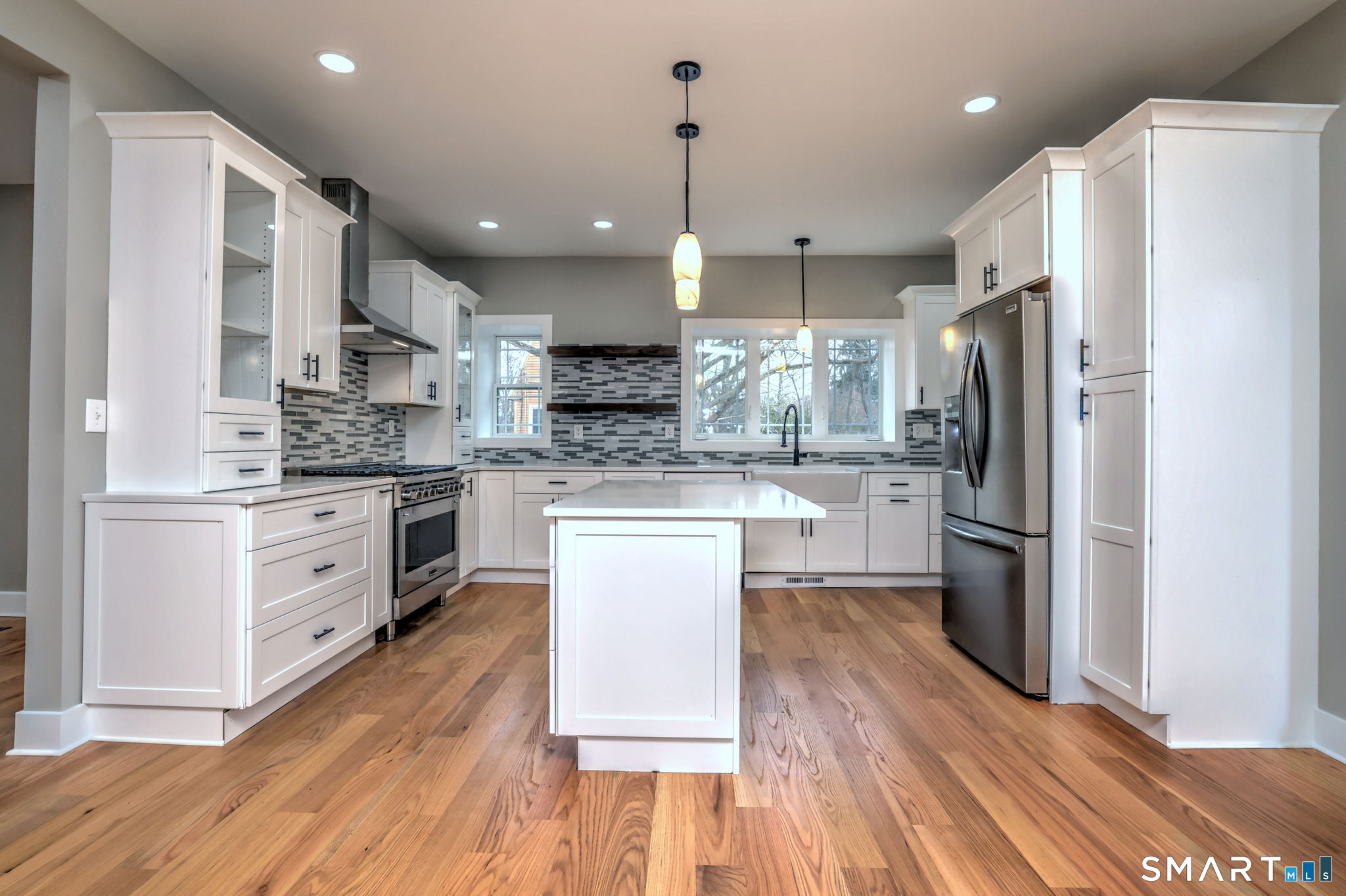 Photo 15 of 884 Grassy Hill Road, Orange, CT