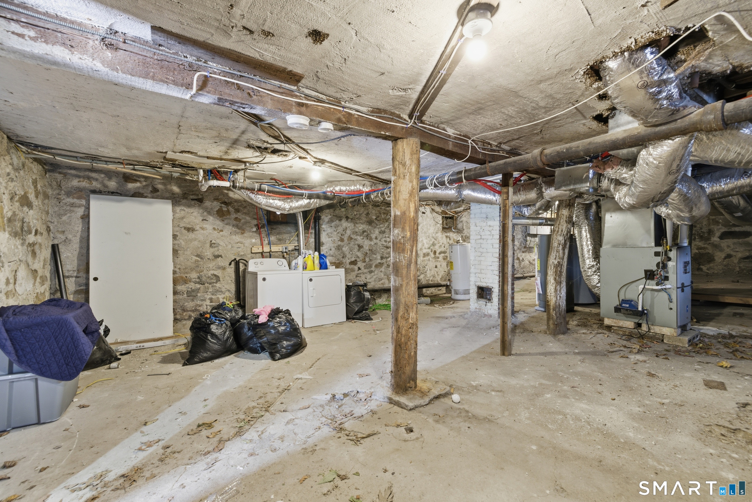 Homes for sale in Waterbury, CT | 75 Woodward Ave, Waterbury, CT 06705 | MLS# 24149322