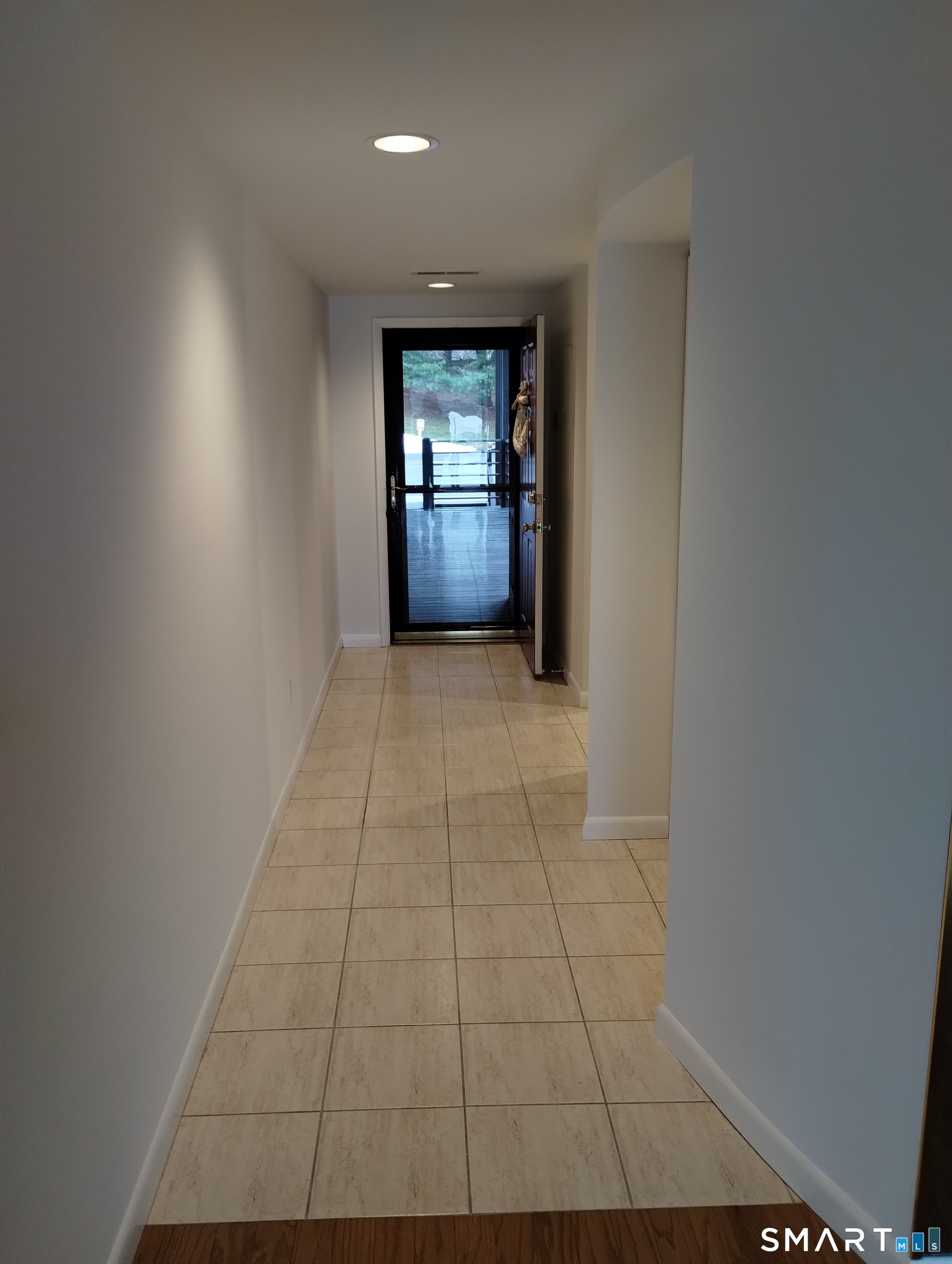 Homes for sale in Milford, CT | 523 Popes Island Rd #523, Milford, CT 06461 | MLS# 24150093