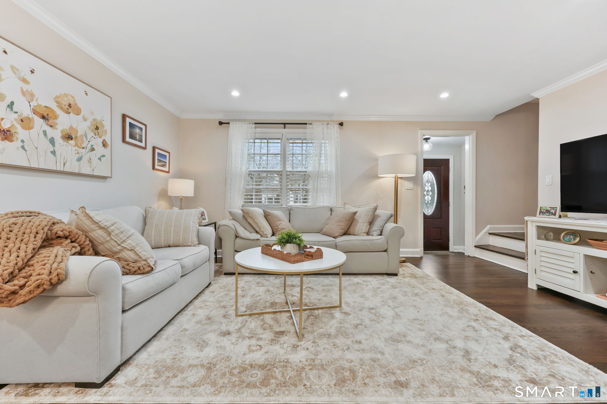 Homes for sale in Stamford, CT | 154 Knox Rd, Stamford, CT 06907 | MLS# 24149018