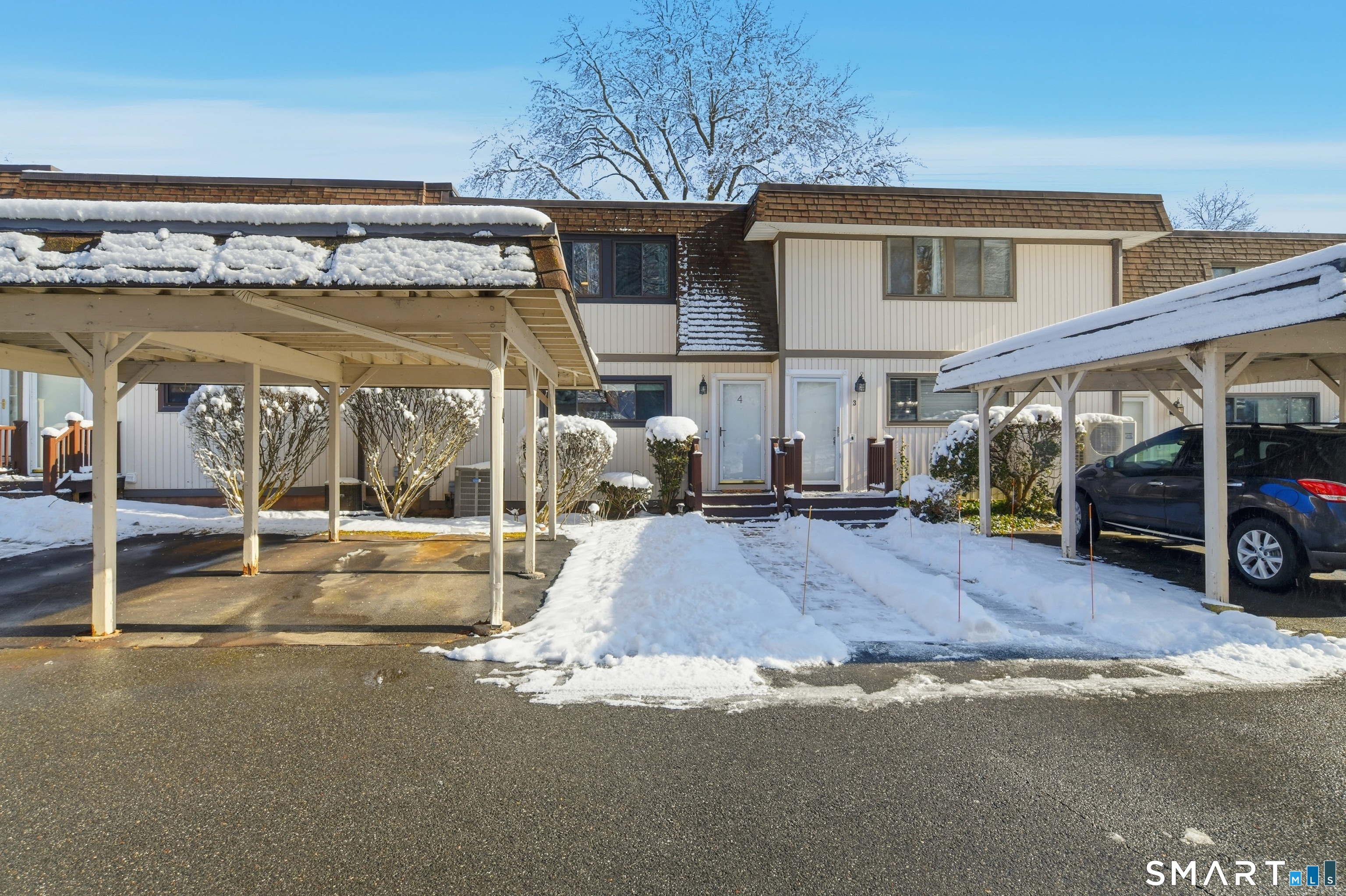 Photo 34 of 4 Pebblestone Circle, Suffield, CT