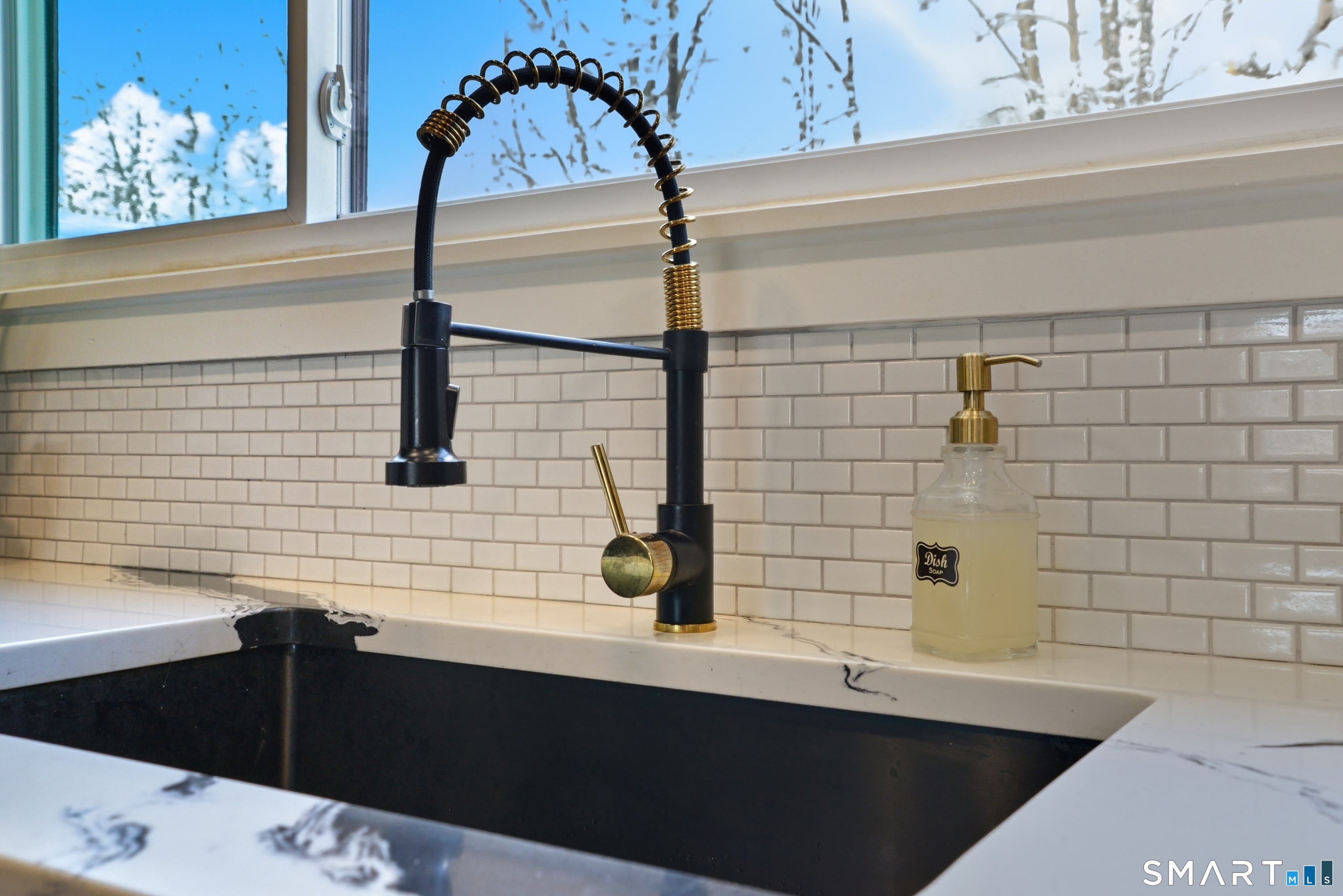 Photo 7 of 4 Pebblestone Circle, Suffield, CT