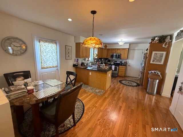 Homes for sale in New Milford, CT | 15 Mulberry Ln, New Milford, CT 06776 | MLS# 24149770