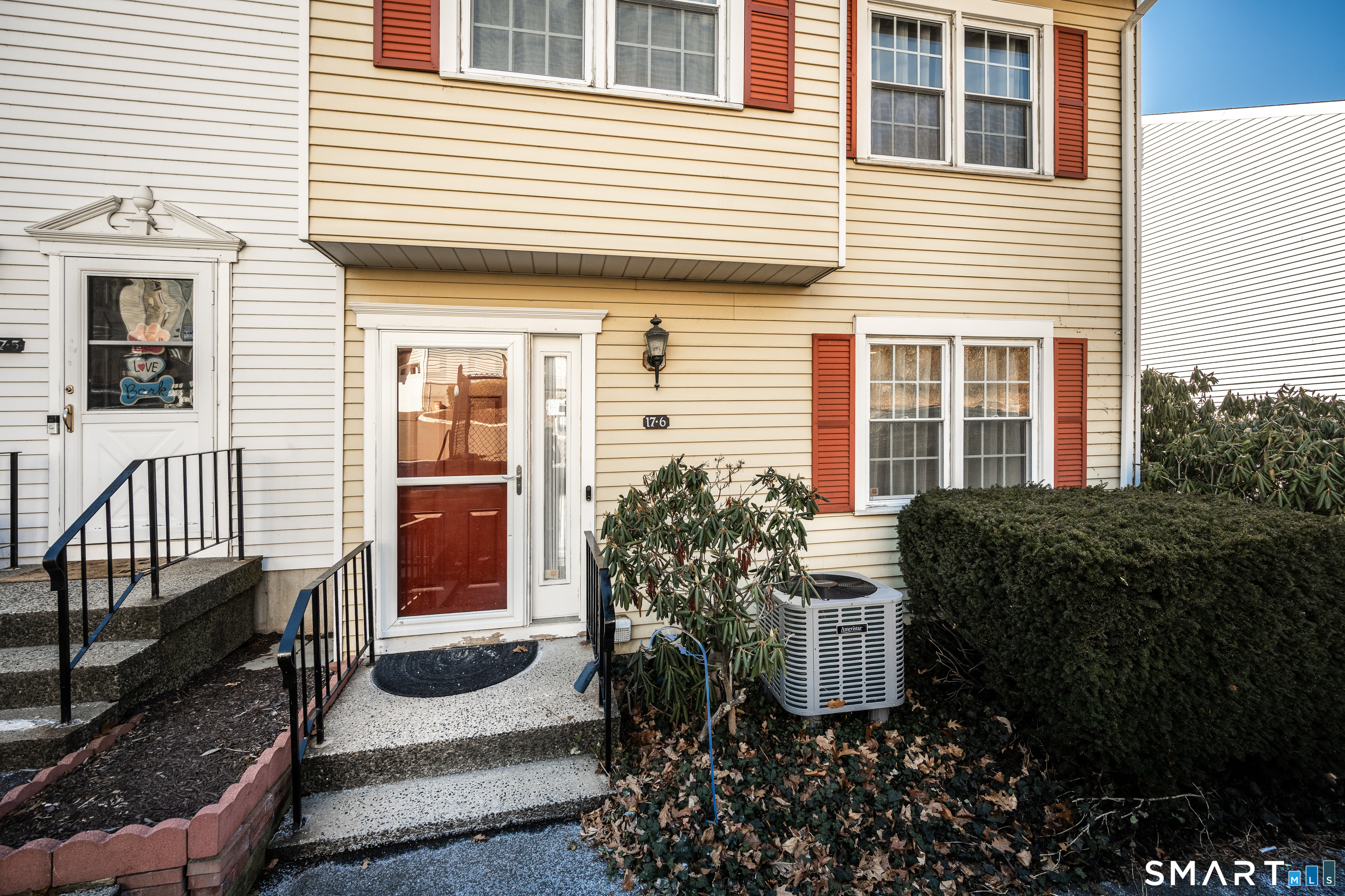 Homes for sale in Danbury, CT | 55 Mill Plain Rd #17-6, Danbury, CT 06811 | MLS# 24150108