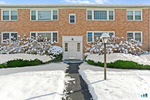 125 Heritage Hill Road, Unit APT B
