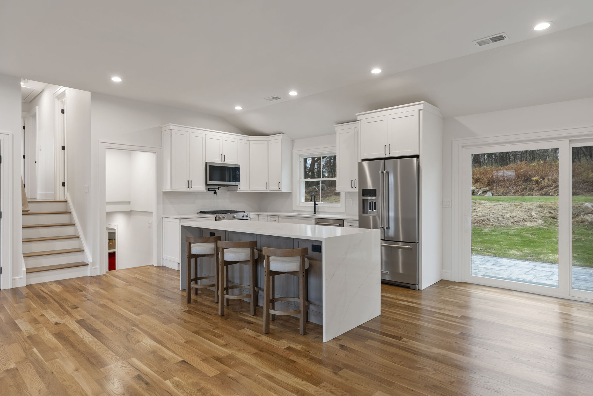 Photo 6 of 52 Curtis Road, Bridgewater, CT