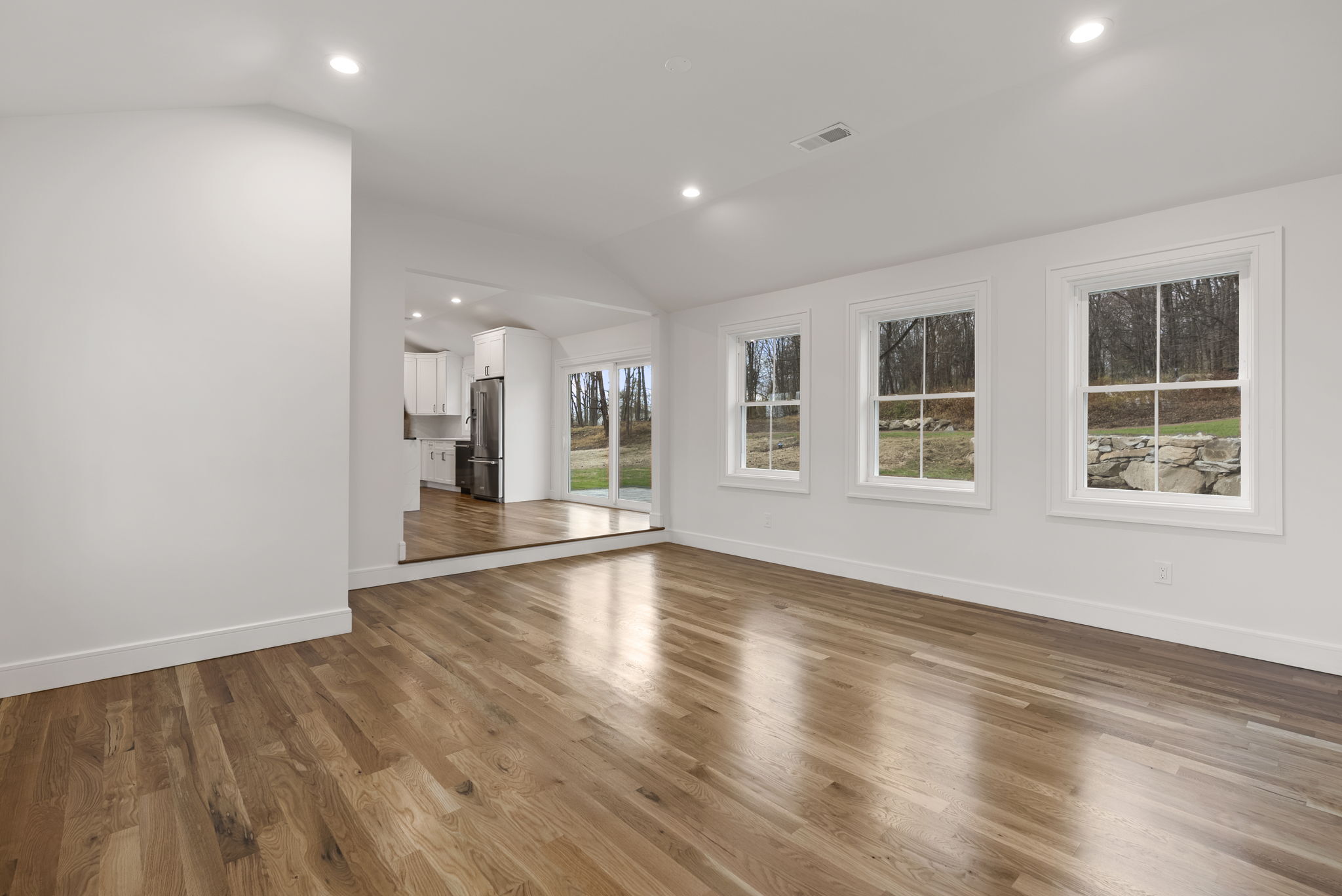 Photo 11 of 52 Curtis Road, Bridgewater, CT