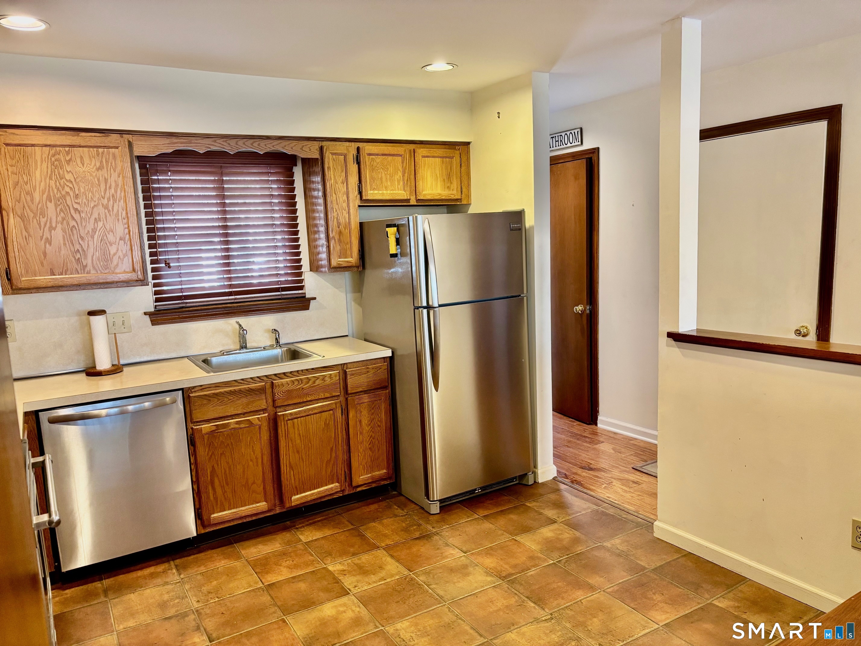 Homes for sale in Bethel, CT | 14 Idlewood #14, Bethel, CT 06801 | MLS# 24150180