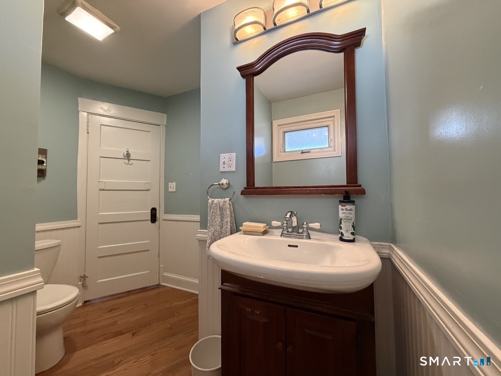 Homes for sale in Naugatuck, CT | 80 Cliff St, Naugatuck, CT 06770 | MLS# 24149343