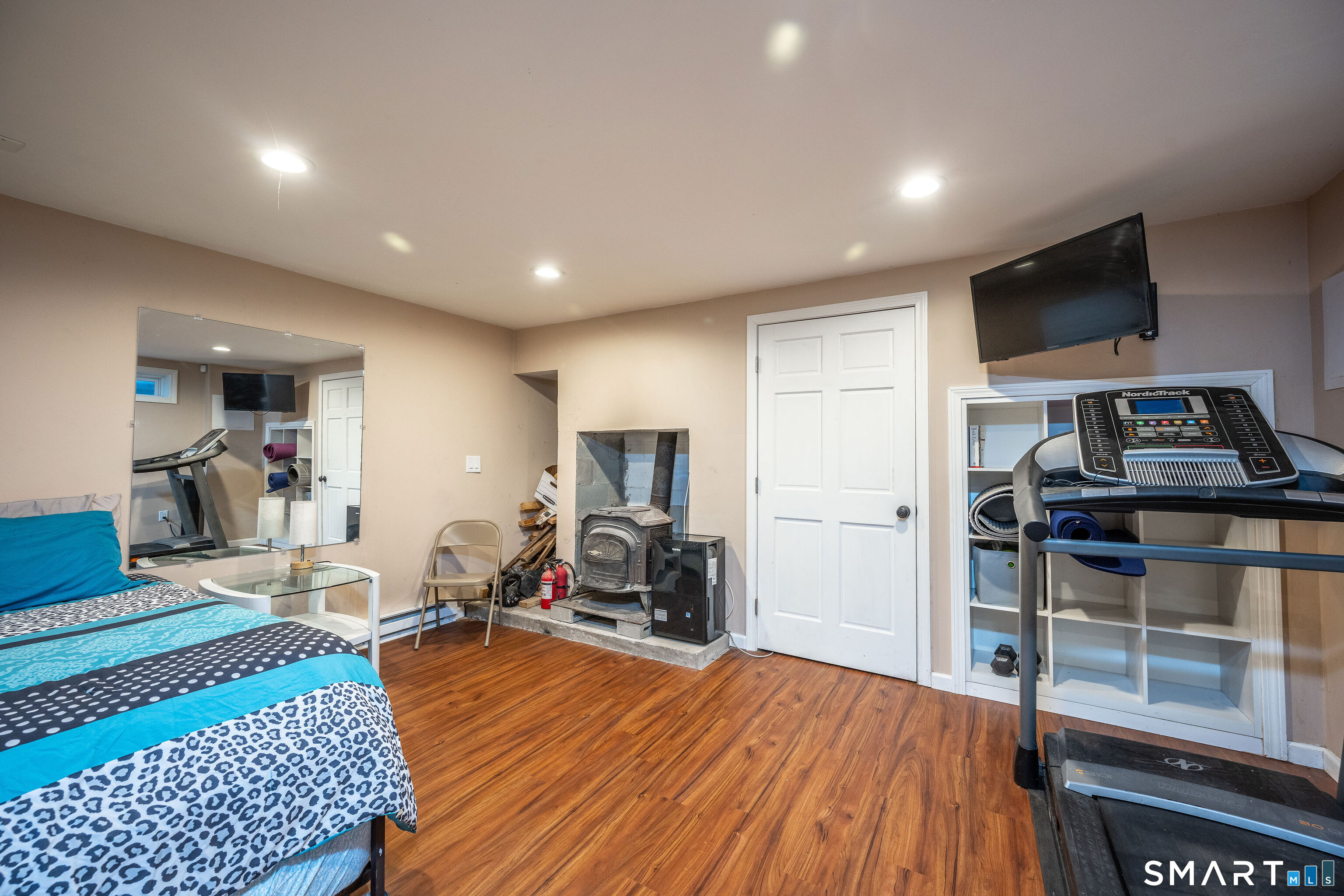 Homes for sale in Redding, CT | 2 Brick School Dr, Redding, CT 06896 | MLS# 24137543