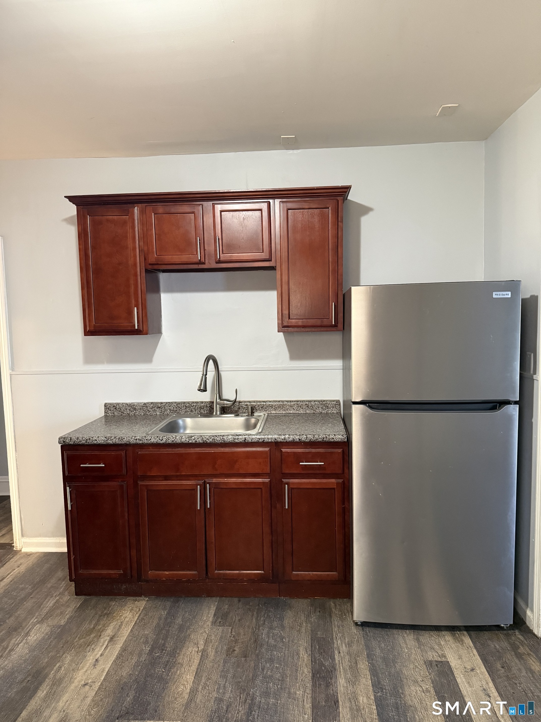 Photo 2 of 110 Evergreen Avenue, Hartford, CT