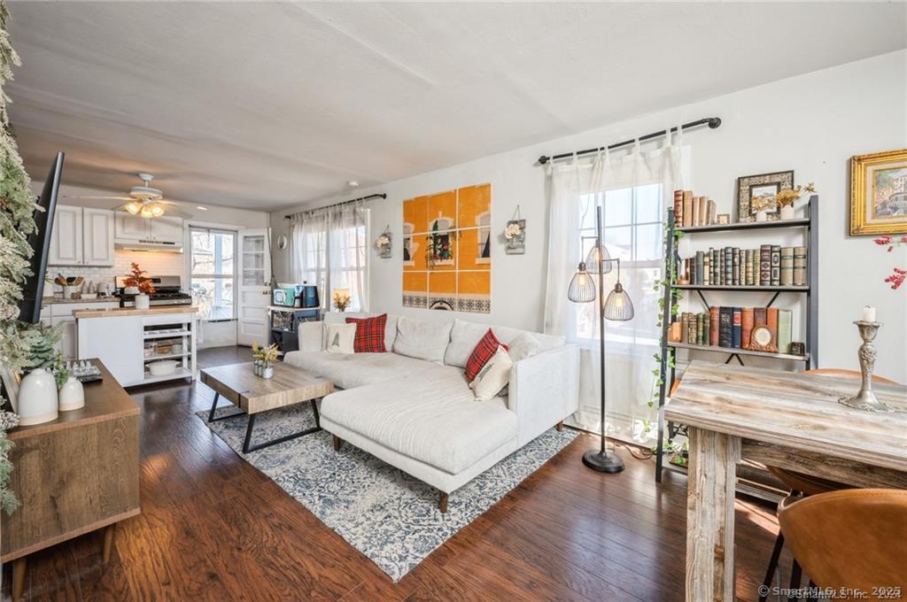 Photo 4 of 104 Palmer Avenue, Stamford, CT