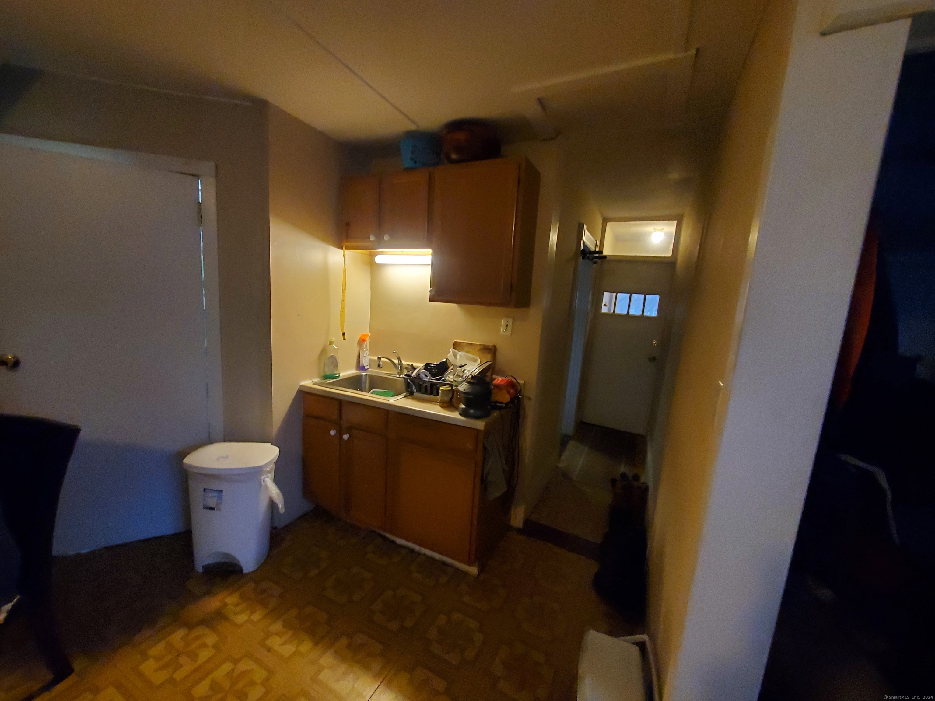 Homes for sale in Hartford, CT | 164 Edgewood St, Hartford, CT 06112 | MLS# 24150287