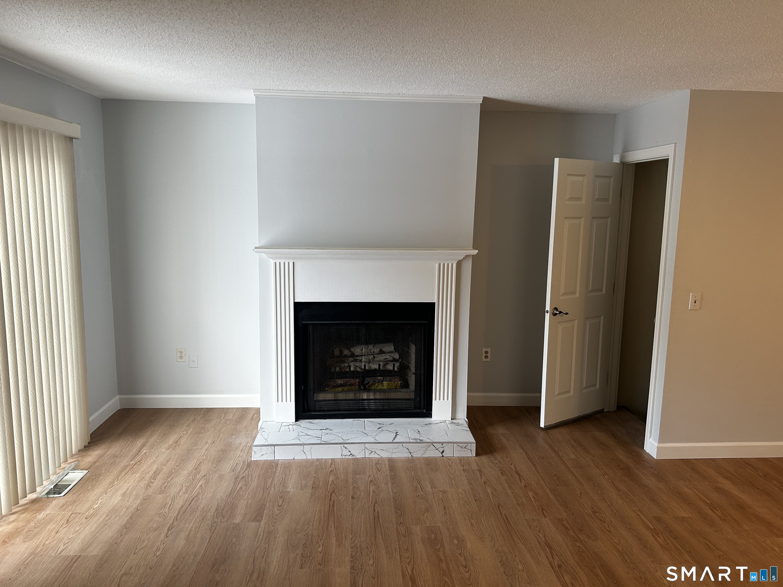 Photo 12 of 151 Wynwood Drive, Enfield, CT