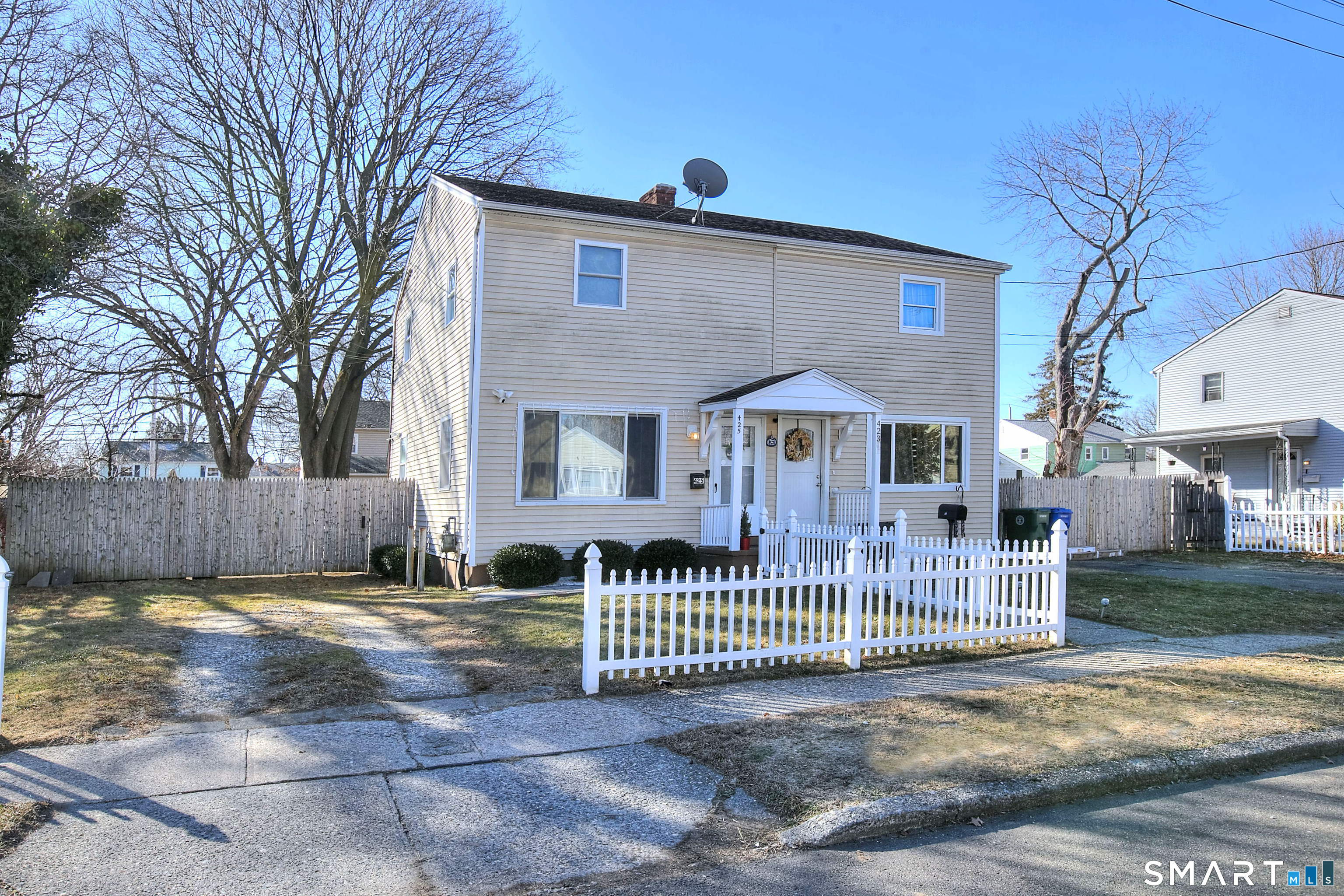 Homes for sale in Stratford, CT | 425 Mckinley Ave, Stratford, CT 06615 | MLS# 24150245