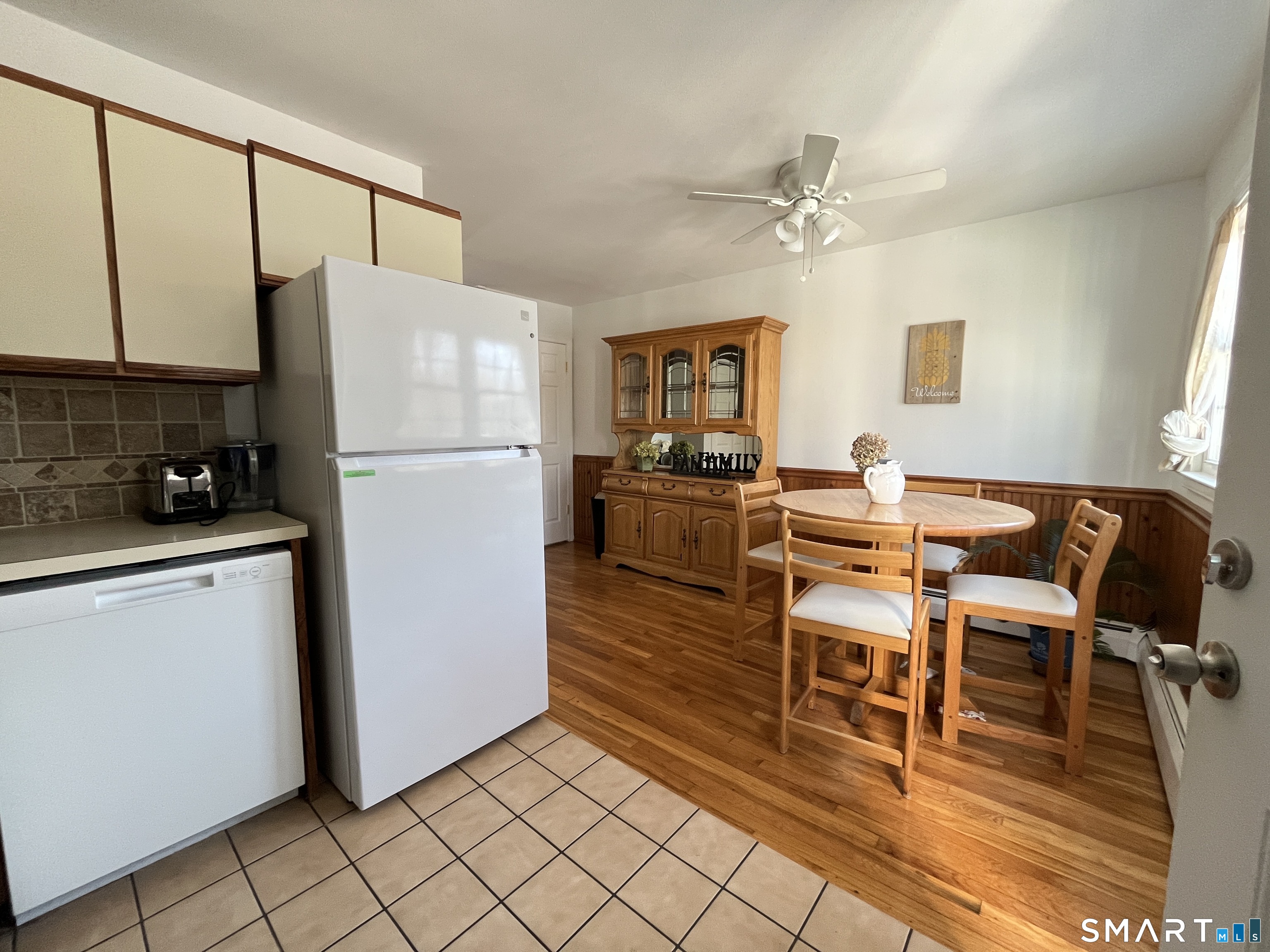 Photo 6 of 25 Riverside Drive, Clinton, CT