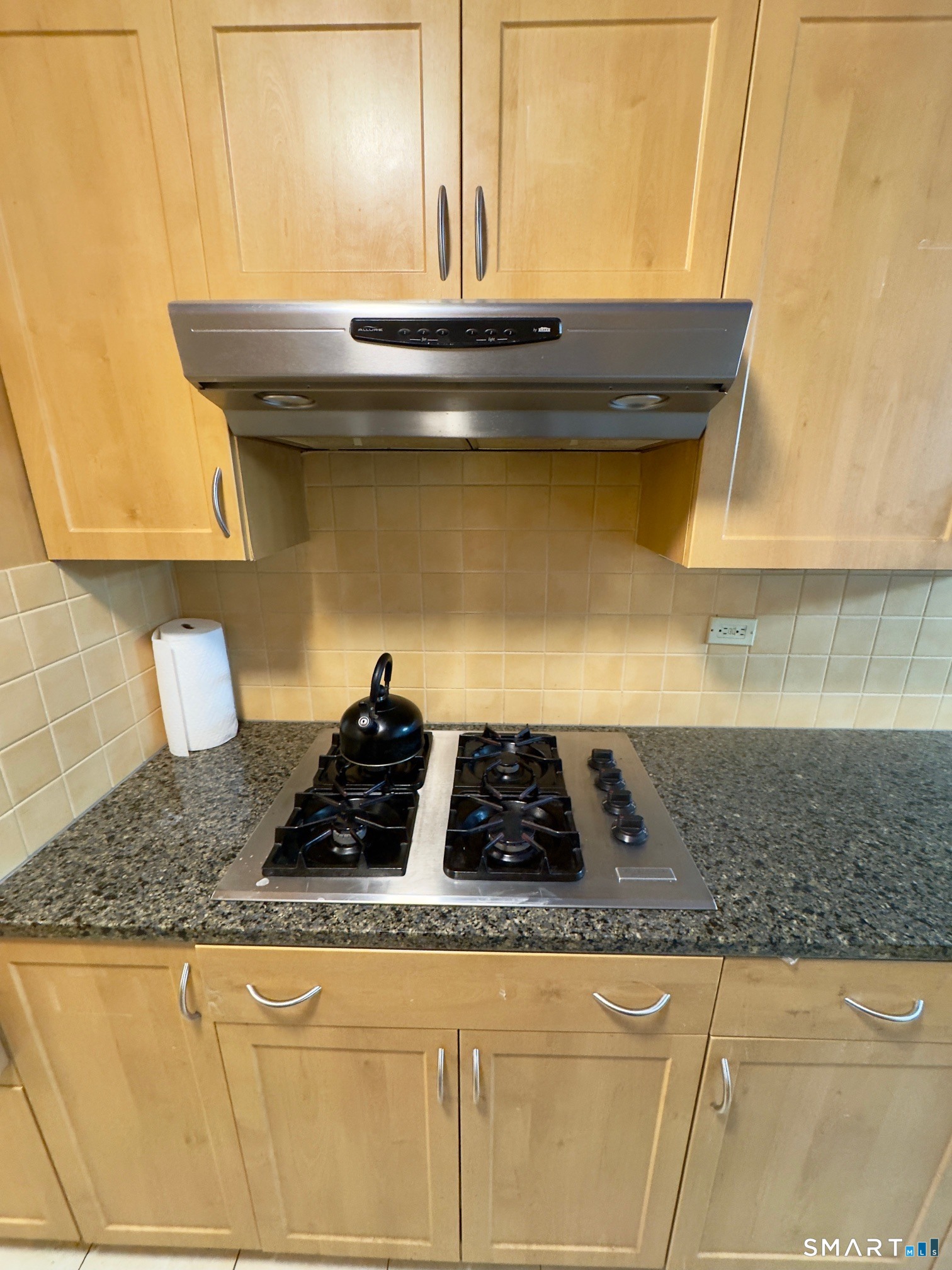 Homes for sale in Hartford, CT | 31 Woodland St #1I, Hartford, CT 06111 | MLS# 24150266