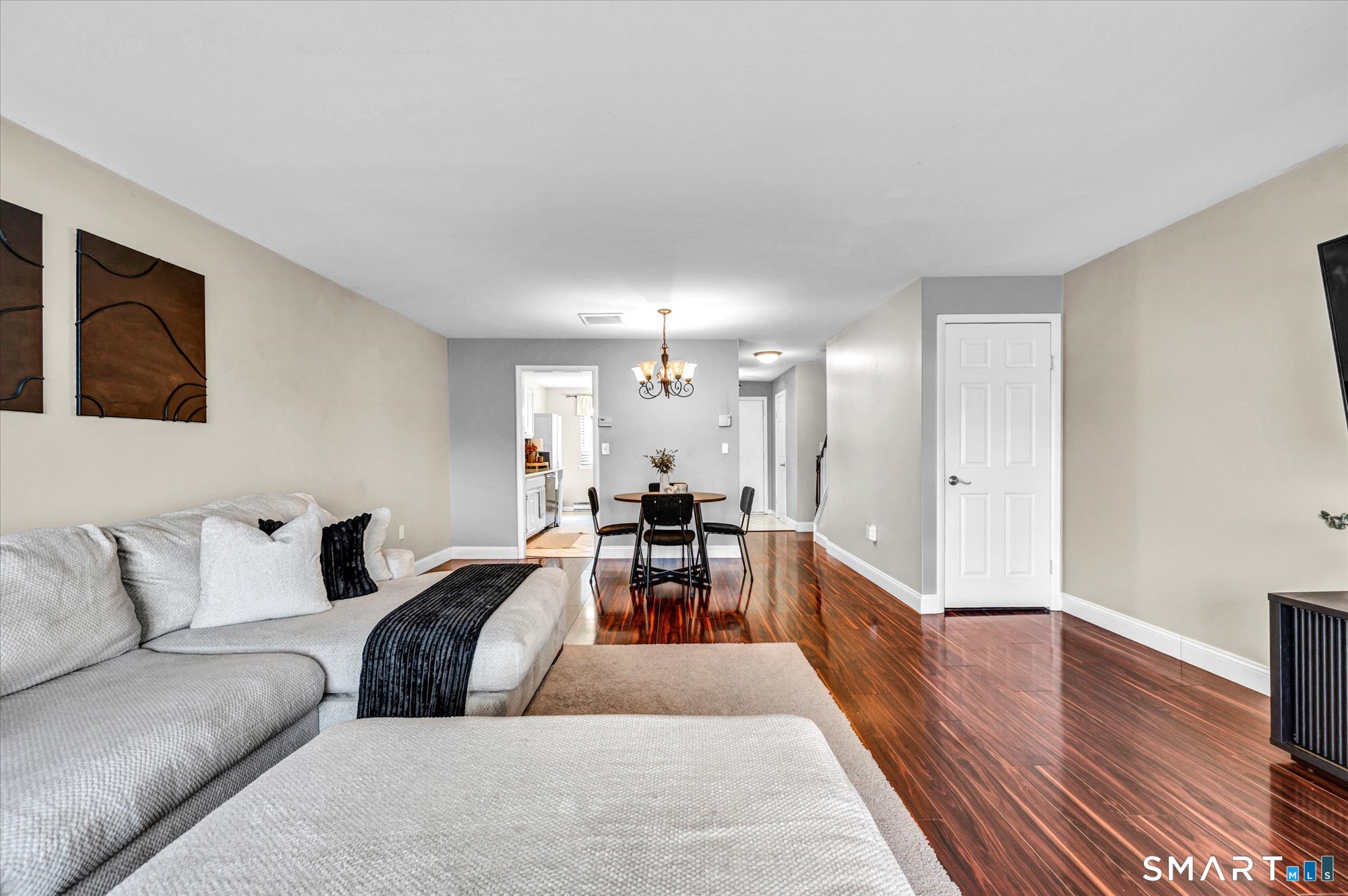 Homes for sale in Cromwell, CT | 3 Hawthorn Ct #3, Cromwell, CT 06416 | MLS# 24148758