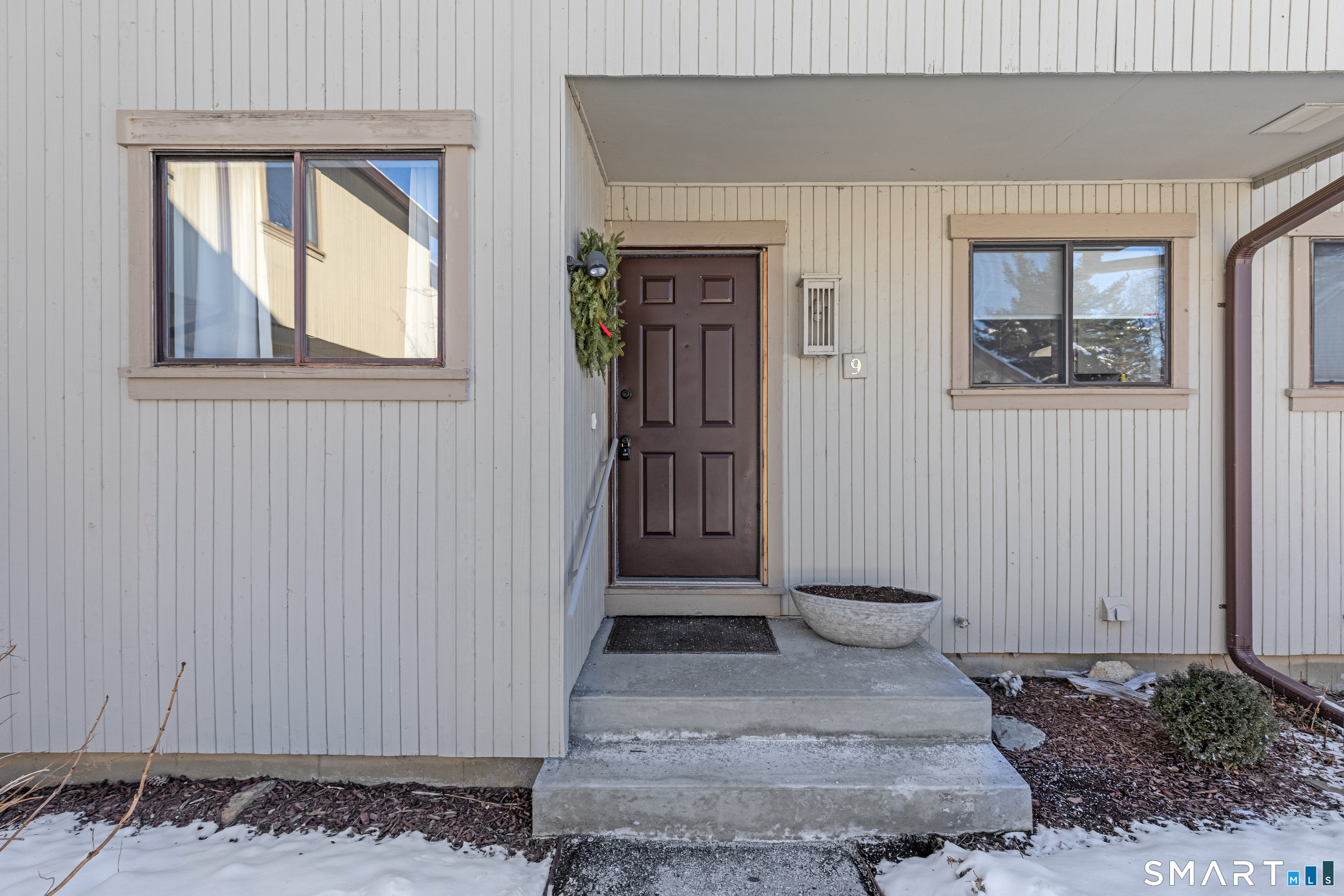 Homes for sale in Woodbury, CT | 9 Highpoint Ct #116E, Woodbury, CT 06798 | MLS# 24147973