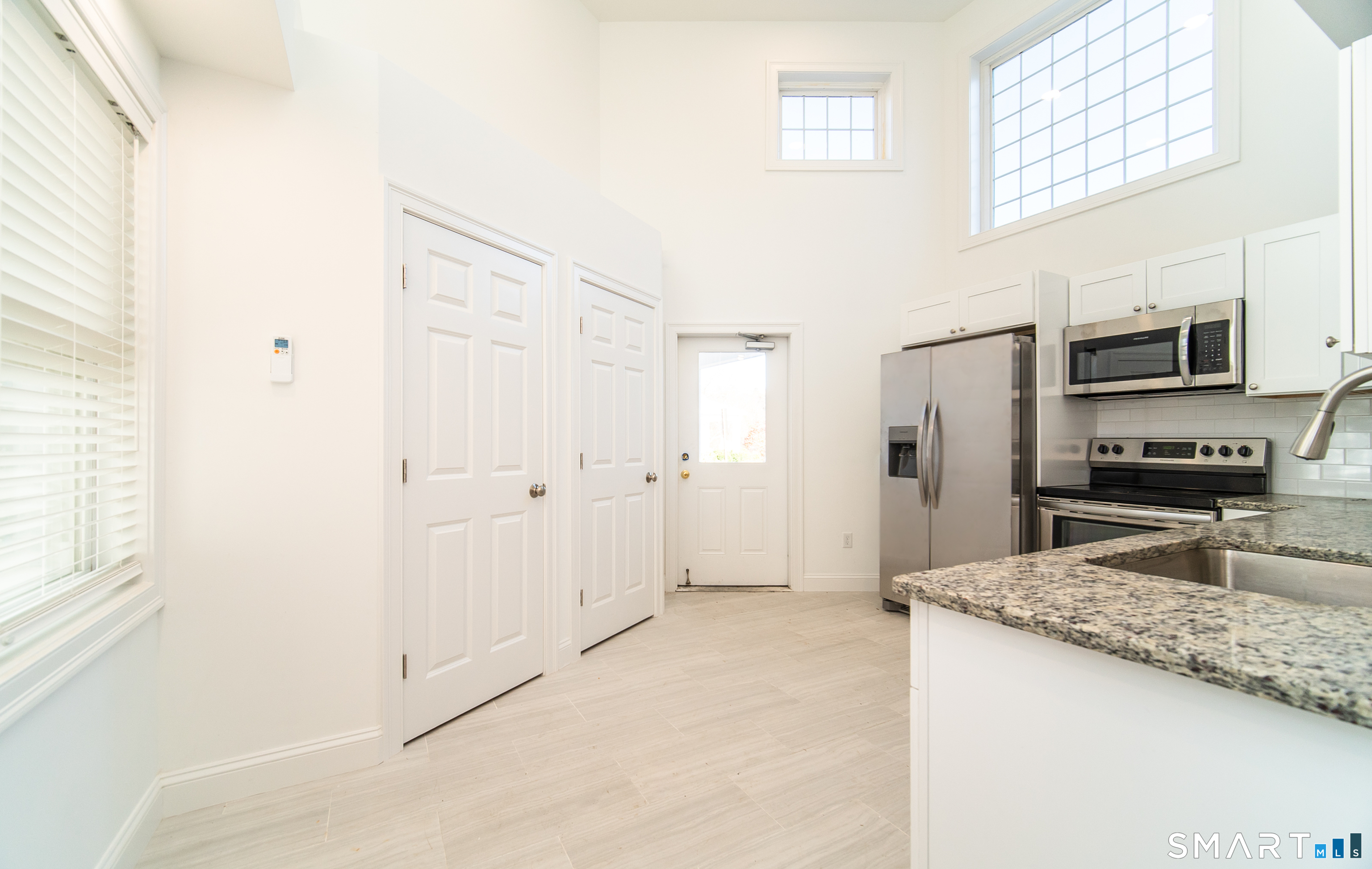 Photo 5 of 1154 Poquonnock Road, Groton, CT