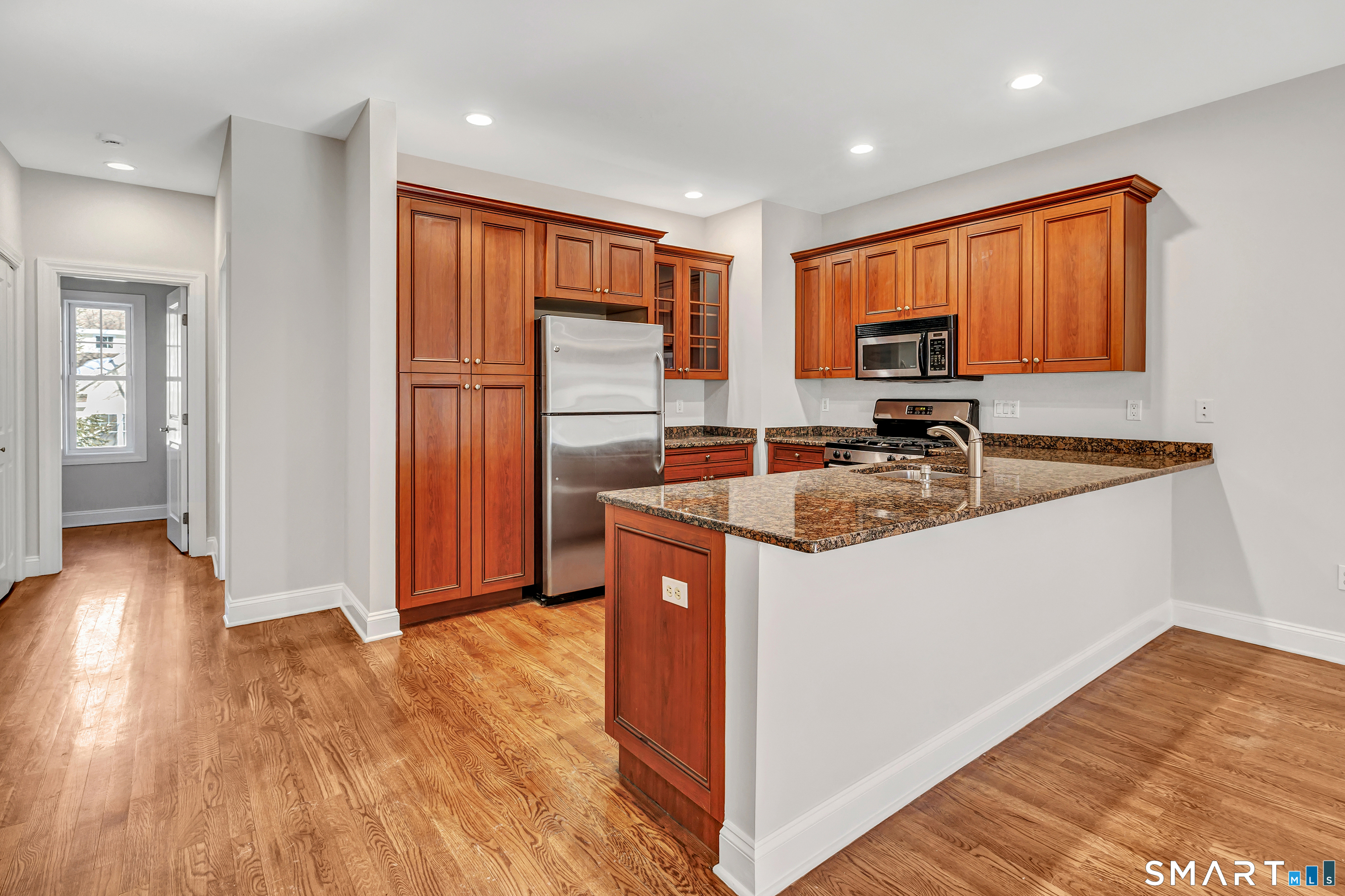 Photo 17 of 22 Ashwood Circle, Shelton, CT