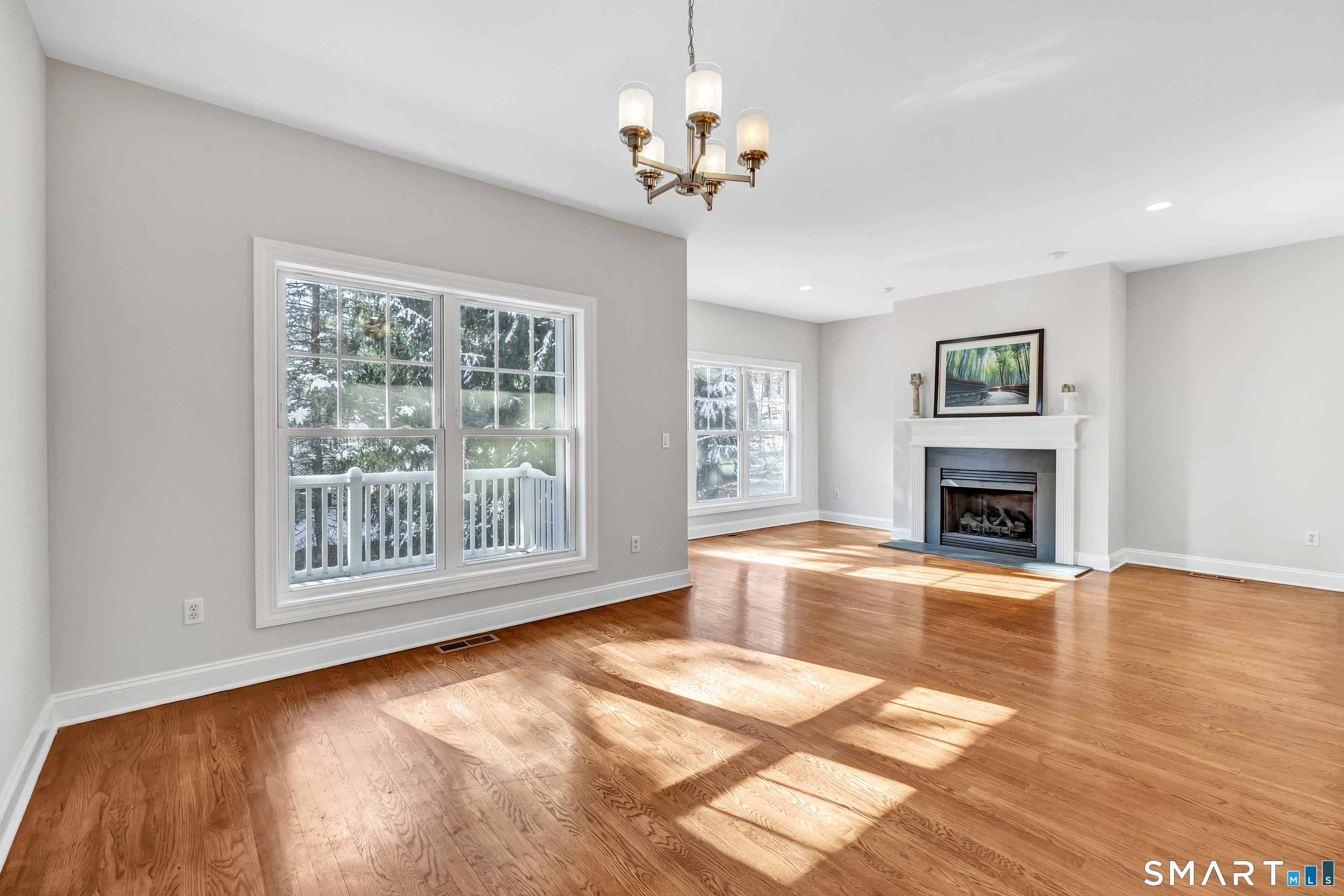 Photo 8 of 22 Ashwood Circle, Shelton, CT