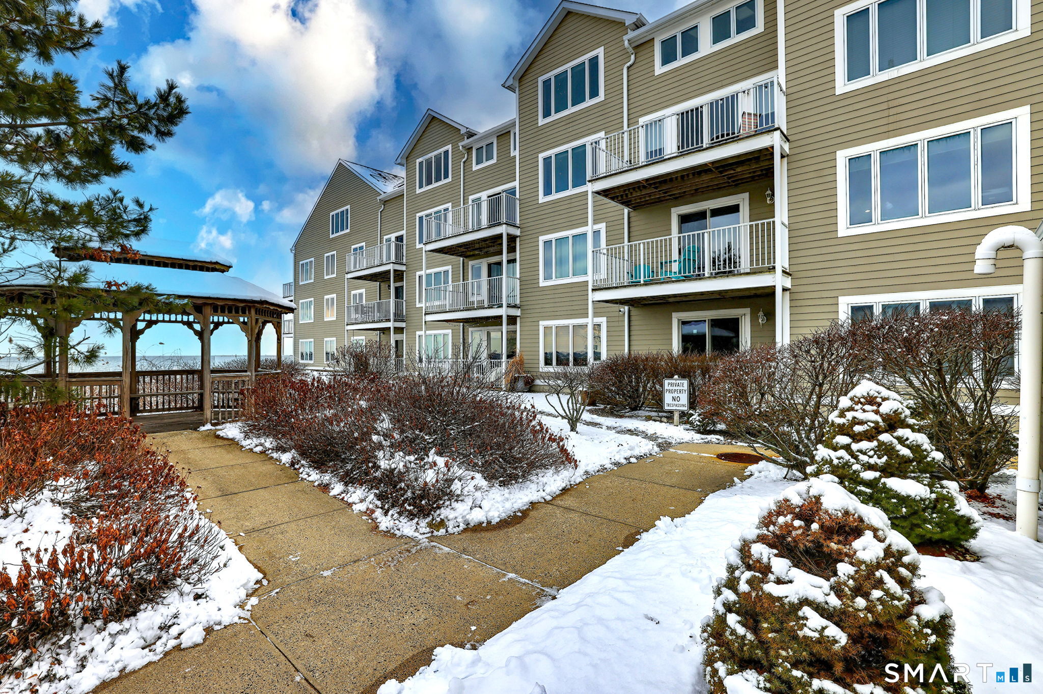 Homes for sale in Milford, CT | 12 Naugatuck Ave #APT A7, Milford, CT 06460 | MLS# 24148574