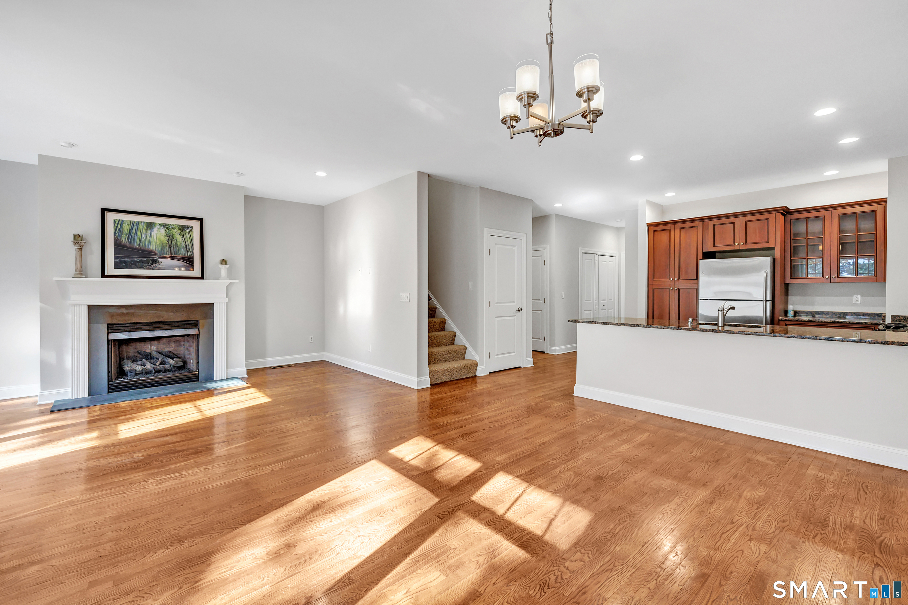 Photo 10 of 22 Ashwood Circle, Shelton, CT