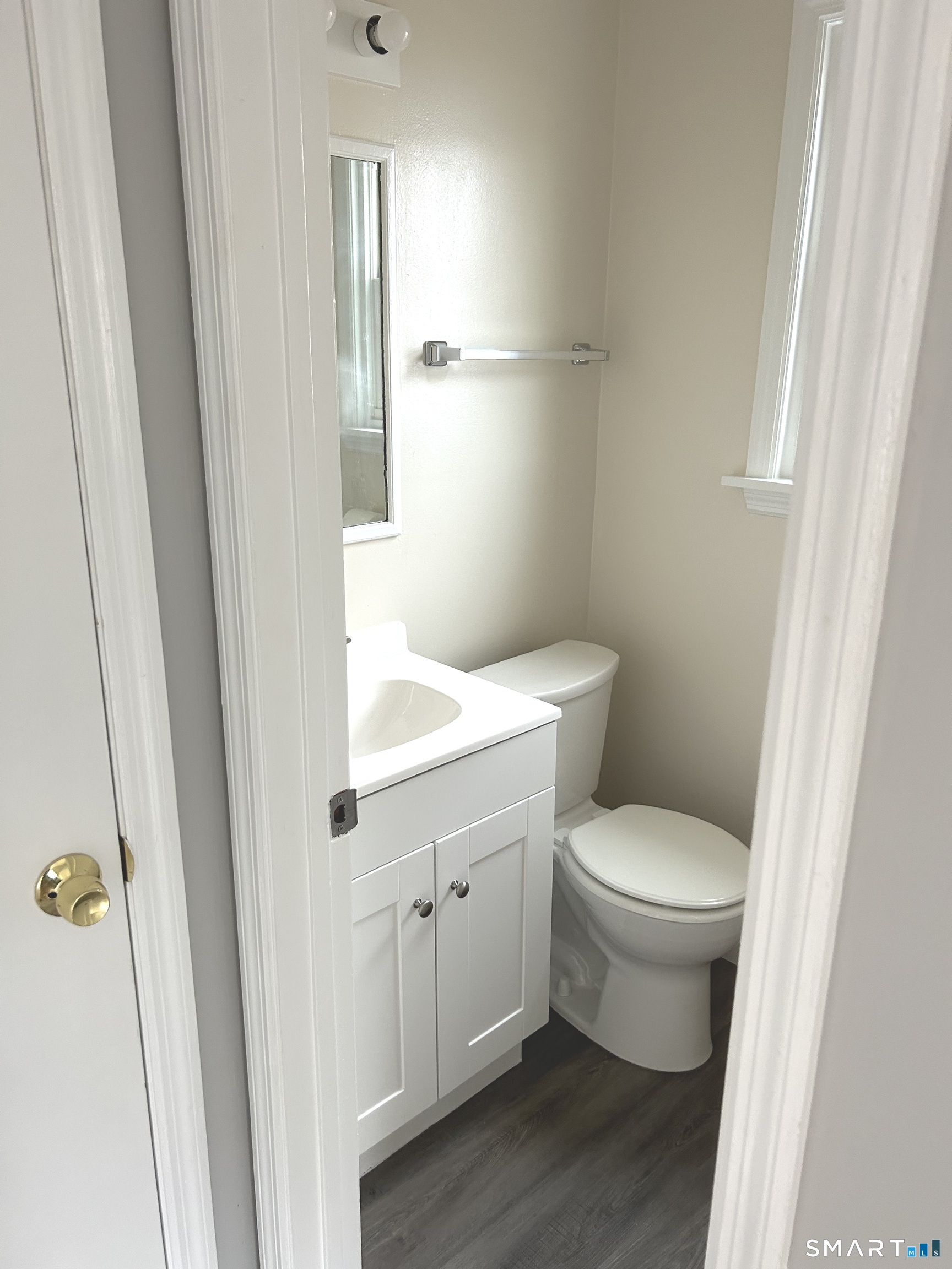 Photo 9 of 7 Linden Place, Danbury, CT