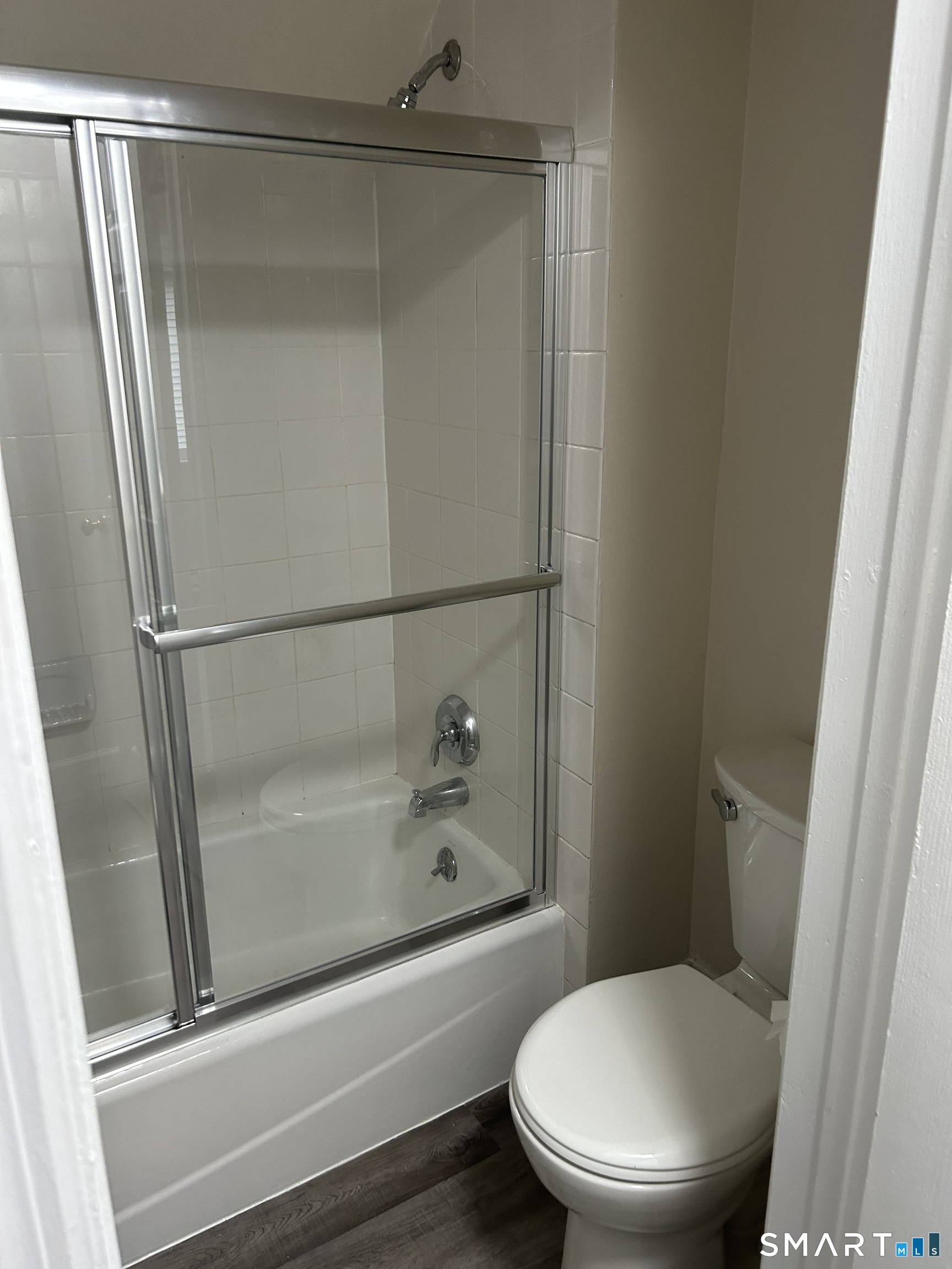 Photo 12 of 7 Linden Place, Danbury, CT