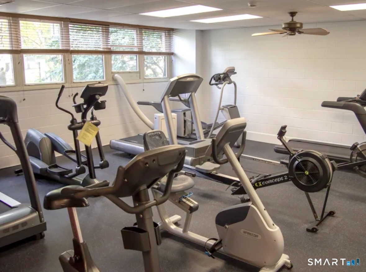 Homes for sale in Hartford, CT | 31 Woodland St #1I, Hartford, CT 06111 | MLS# 24150266