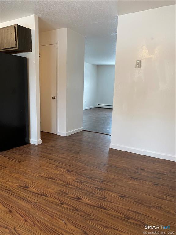 Homes for sale in Bristol, CT | 84 Glen Eagle Dr, Bristol, CT 06010 | MLS# 24150316