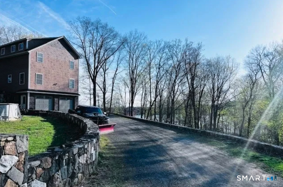 Homes for sale in New Fairfield, CT | 37 Fulton Dr, New Fairfield, CT 06812 | MLS# 24150335