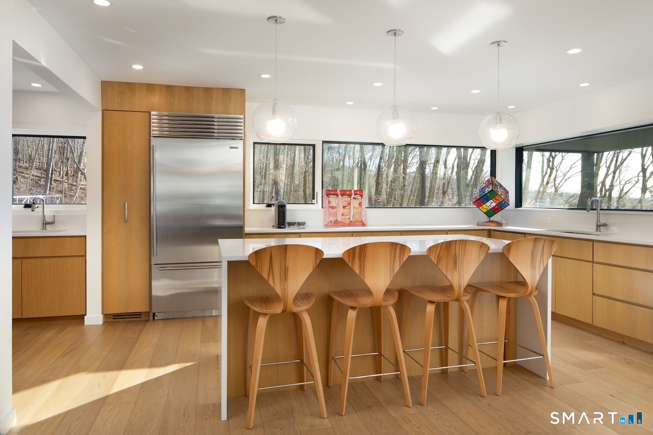 Photo 8 of 9 Overlook Drive, Salisbury, CT