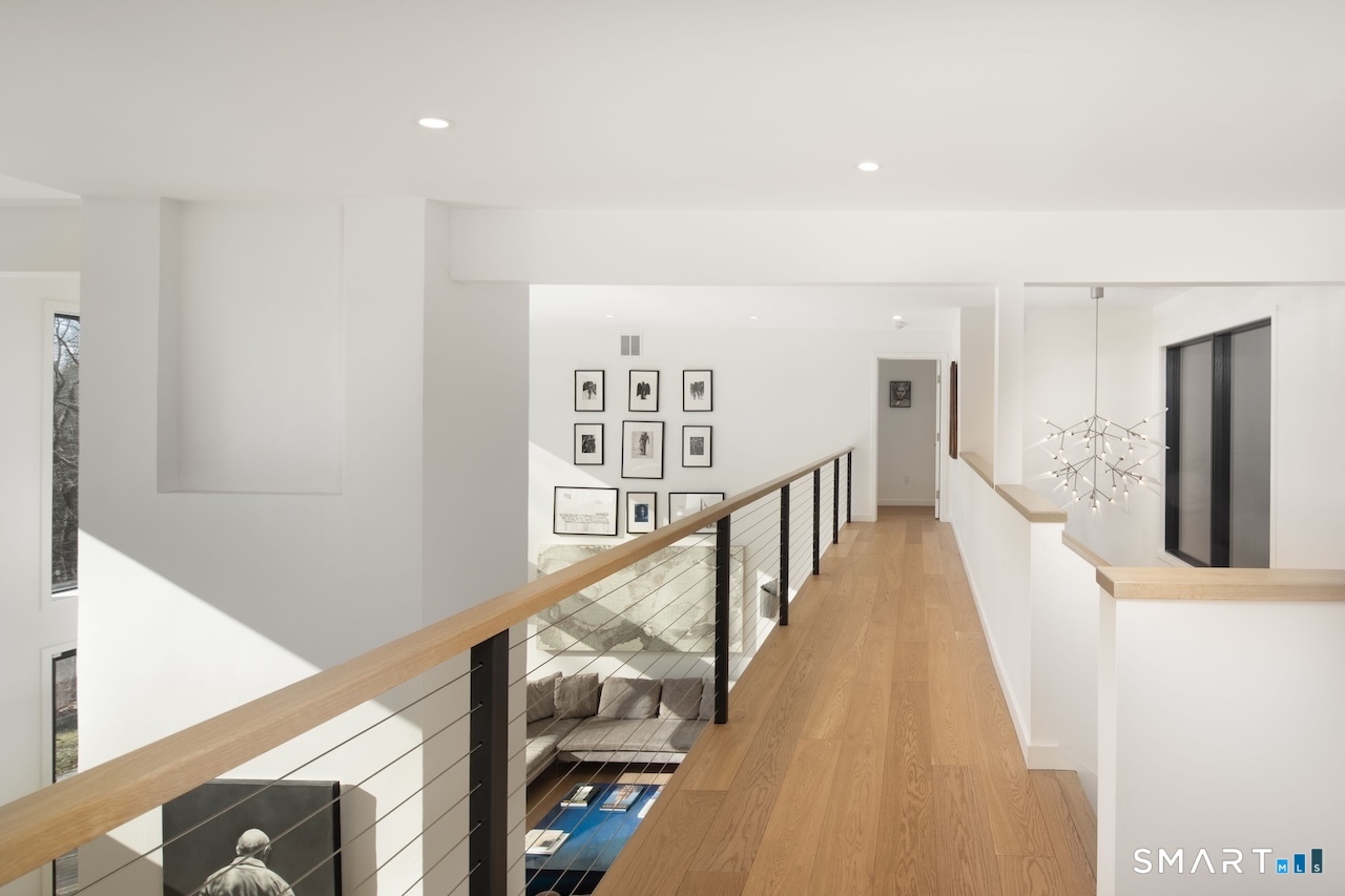 Photo 16 of 9 Overlook Drive, Salisbury, CT