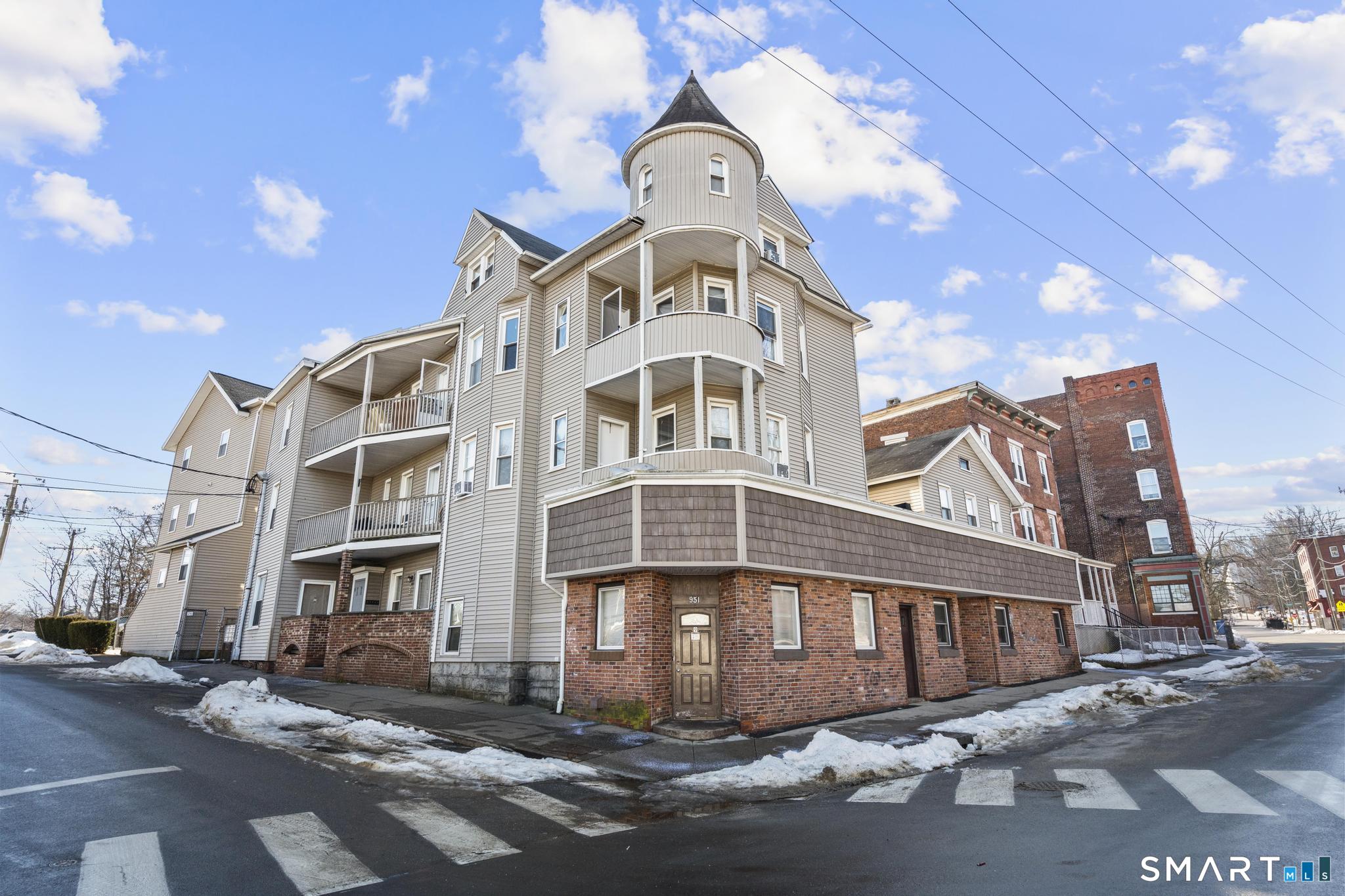 Homes for sale in Waterbury, CT | 985 Bank St, Waterbury, CT 06708 | MLS# 24150336