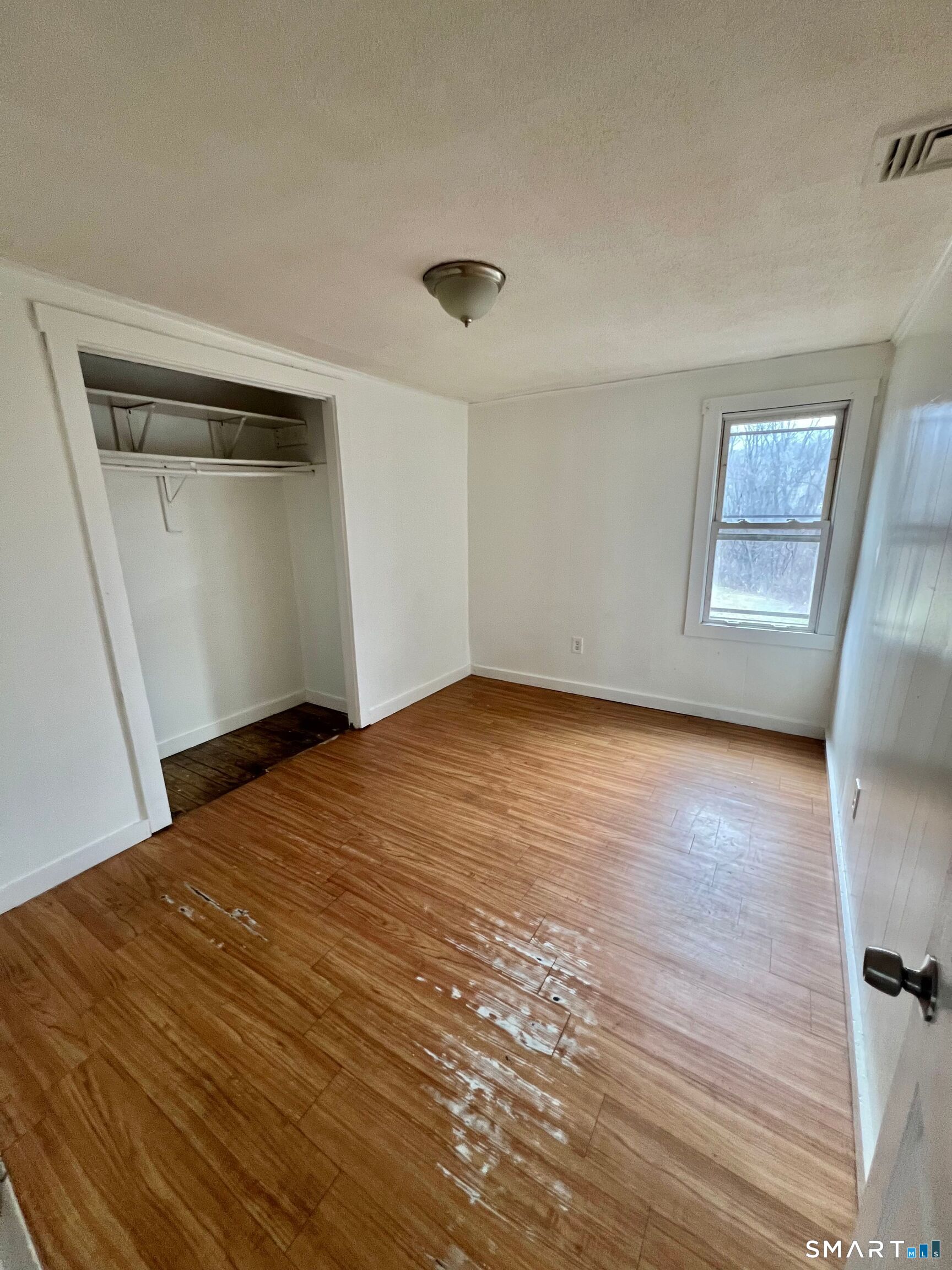 Homes for sale in Waterbury, CT | 48 Silver St, Waterbury, CT 06705 | MLS# 24149306